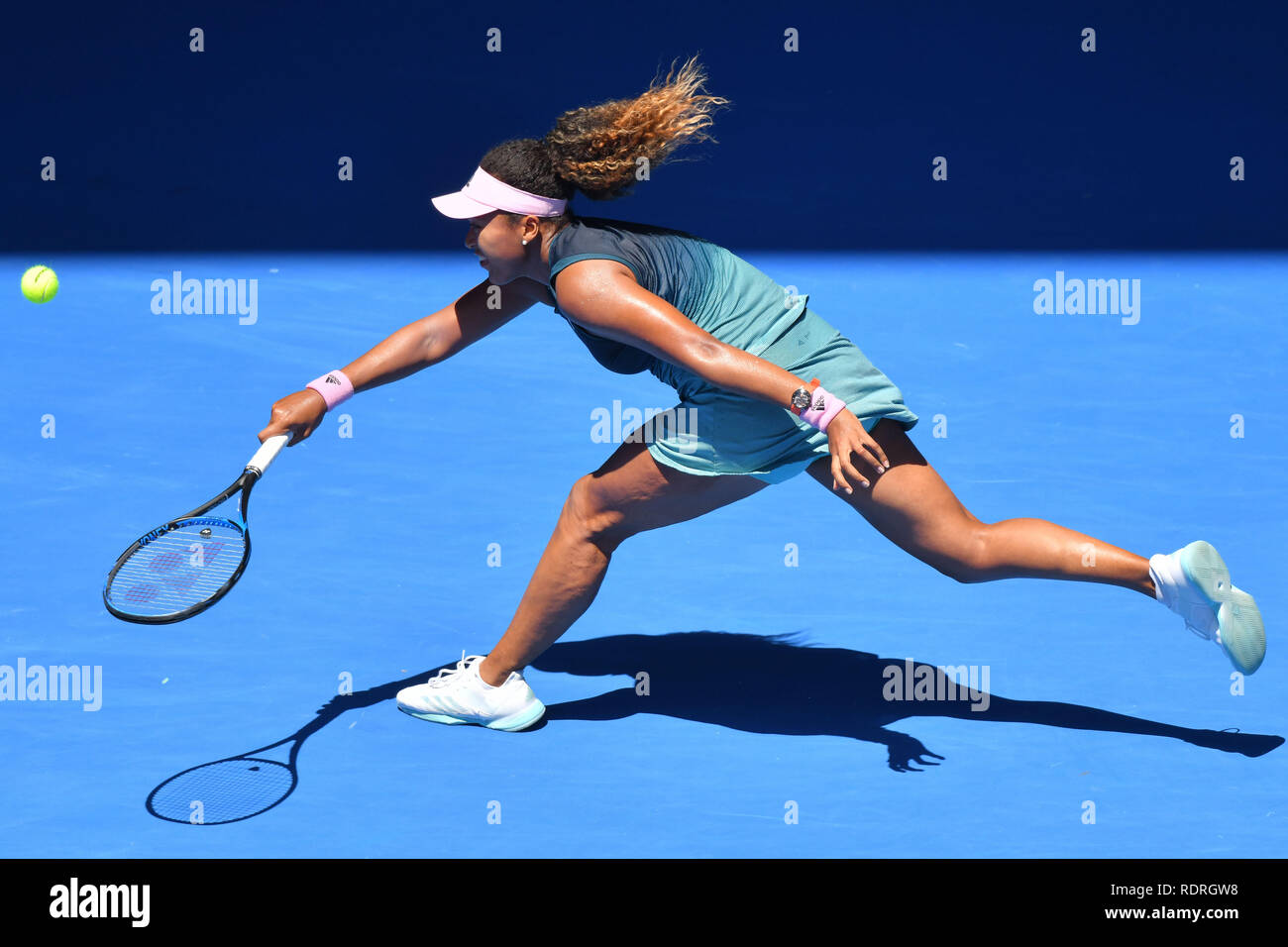 Melbourne, Australie. 19Th Jul 2019. 4e du Japon Osaka Naomi de semences en action dans le troisième match contre Su-Wei Hsieh de Taipei le jour 6 de l'Australian Open 2019 Tournoi de tennis du Grand Chelem à Melbourne, Australie. Osaka a gagné 57 64 61. Bas Sydney/Cal Sport Media Credit : Cal Sport Media/Alamy Live News Banque D'Images