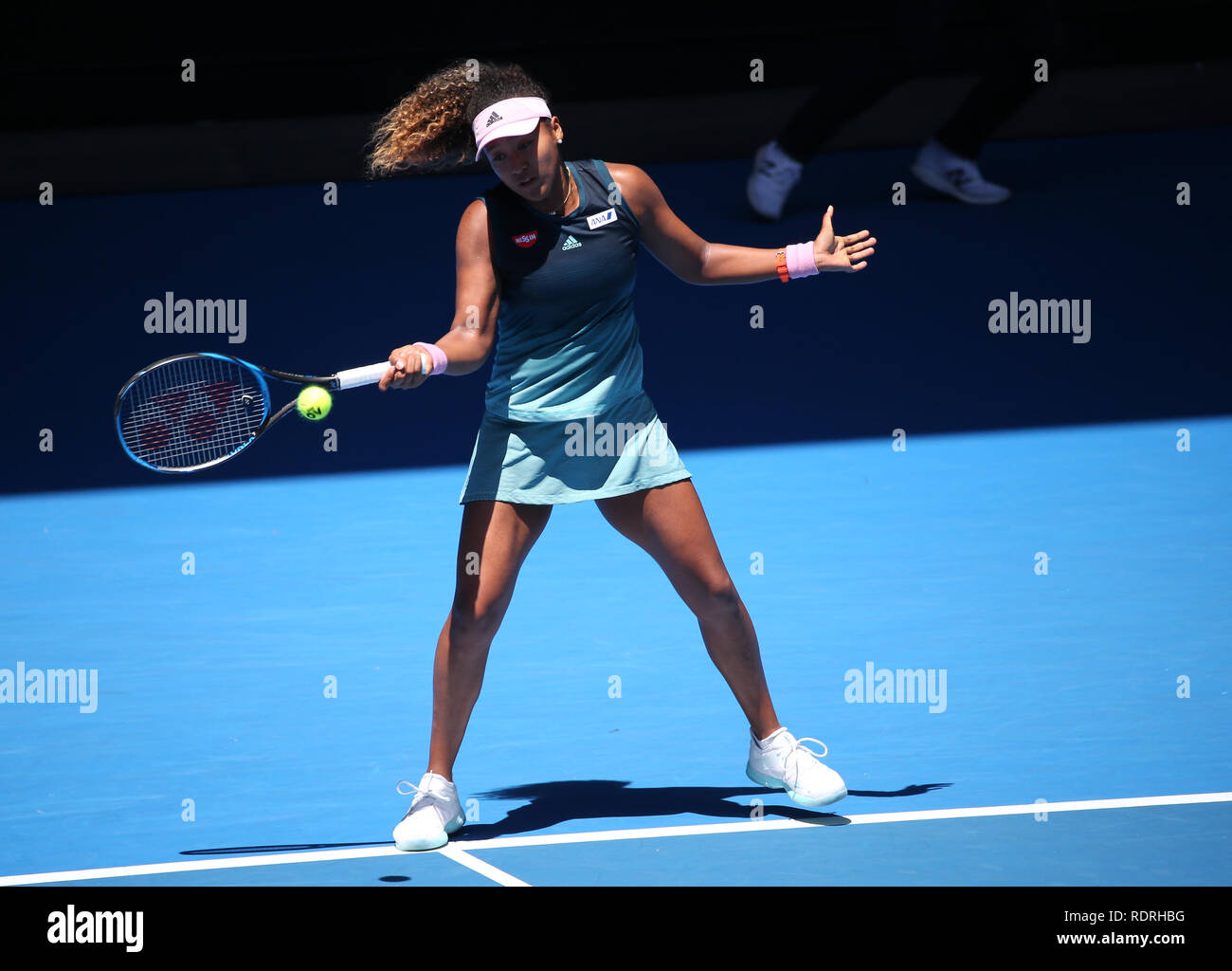 Melbourne Park, Melbourne, Australie. 19 Jan, 2019. Open de tennis d'Australie, jour 6 ; Naomi de Osaka Japon retourne la balle durant son match contre Su-Wei Hsieh de Taipei : Action Crédit Plus Sport/Alamy Live News Banque D'Images