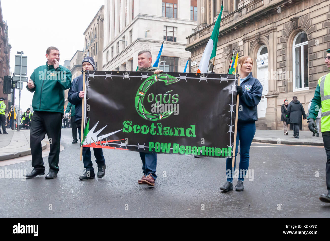 Glasgow, Ecosse, Royaume-Uni. 19 janvier, 2019. Les membres de l'ouest de l'Écosse de l'Alliance de la bande dans les rues de la ville. Formé en 1979, ils sont la plus ancienne organisation marche républicaine en Ecosse et de promouvoir la création d'un comté 32 République socialiste de l'Irlande. Mars est aujourd'hui intitulé Bloody Sunday, Mars pour la justice. Credit : Skully/Alamy Live News Banque D'Images