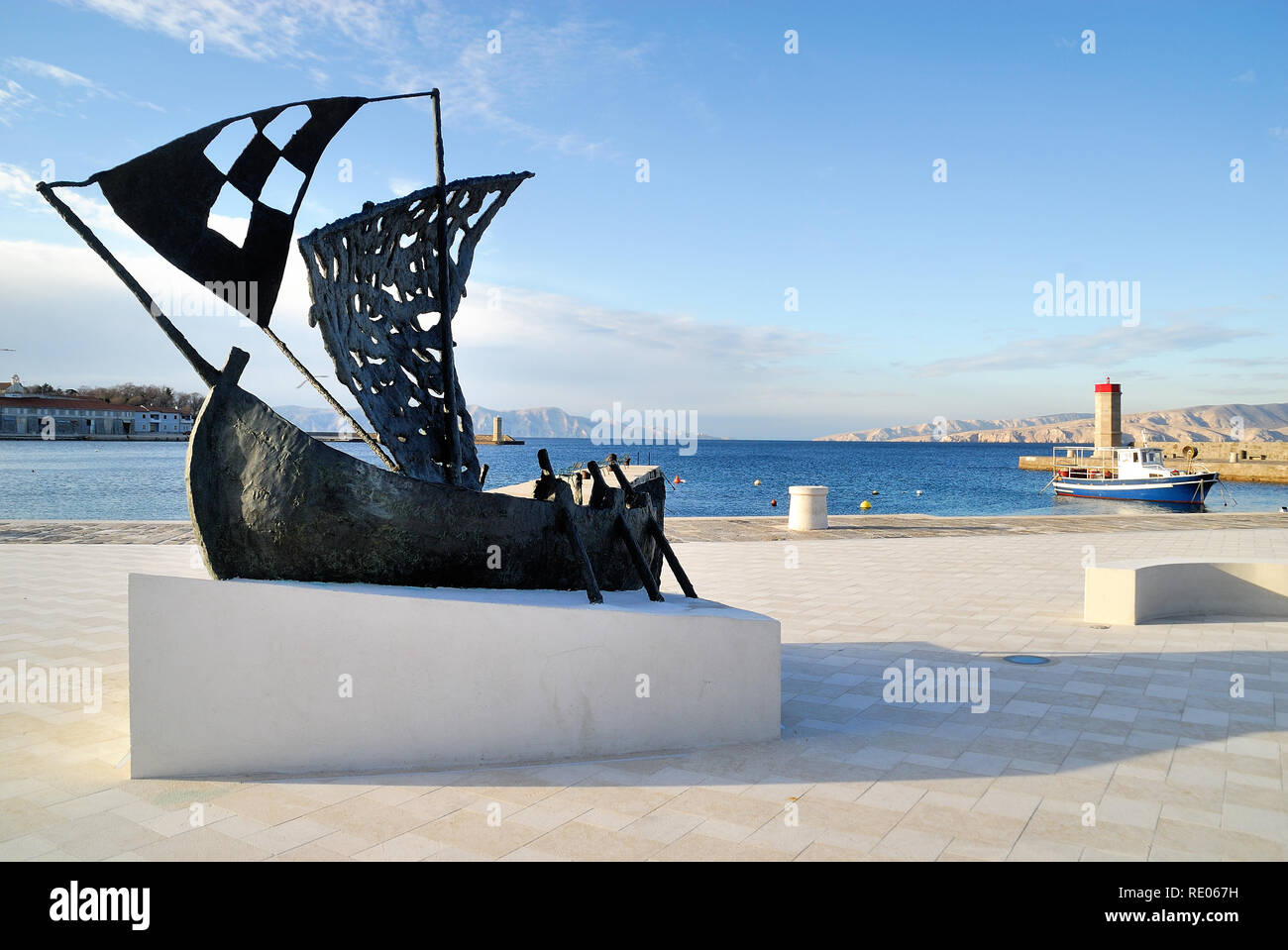 La Croatie, Senj village. Monument aux défenseurs croates J a été tué dans la guerre (guerres de Yougoslavie 1991-1995) Banque D'Images