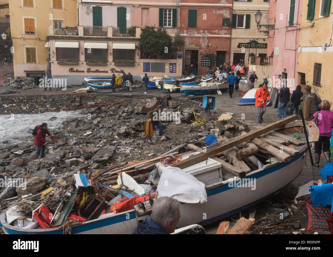 Ancien village de Boccadasse seastorm en octobre 2018 après, ligurie, italie Banque D'Images