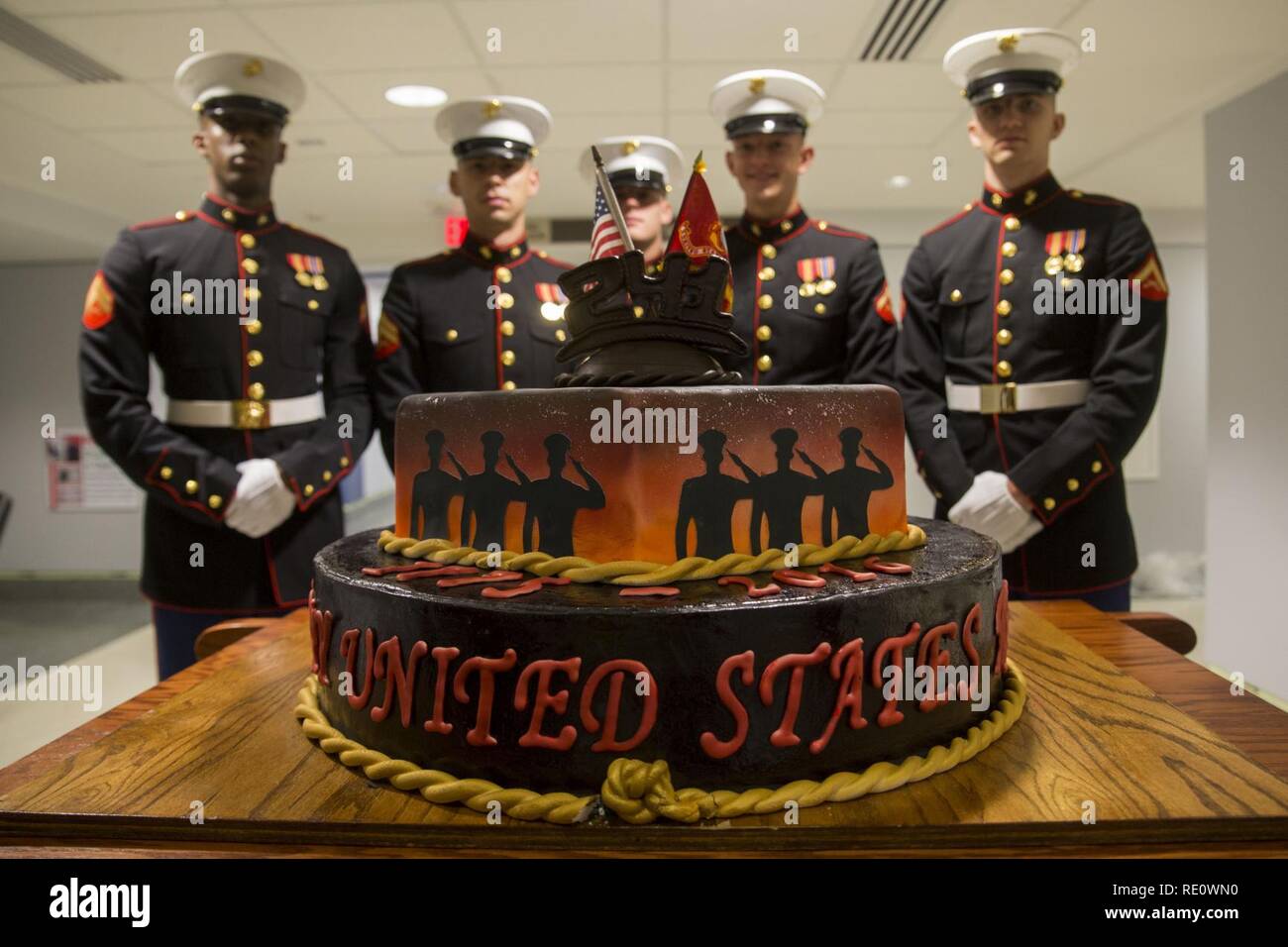 Marine Corps Birthday Cake Banque D Image Et Photos Alamy