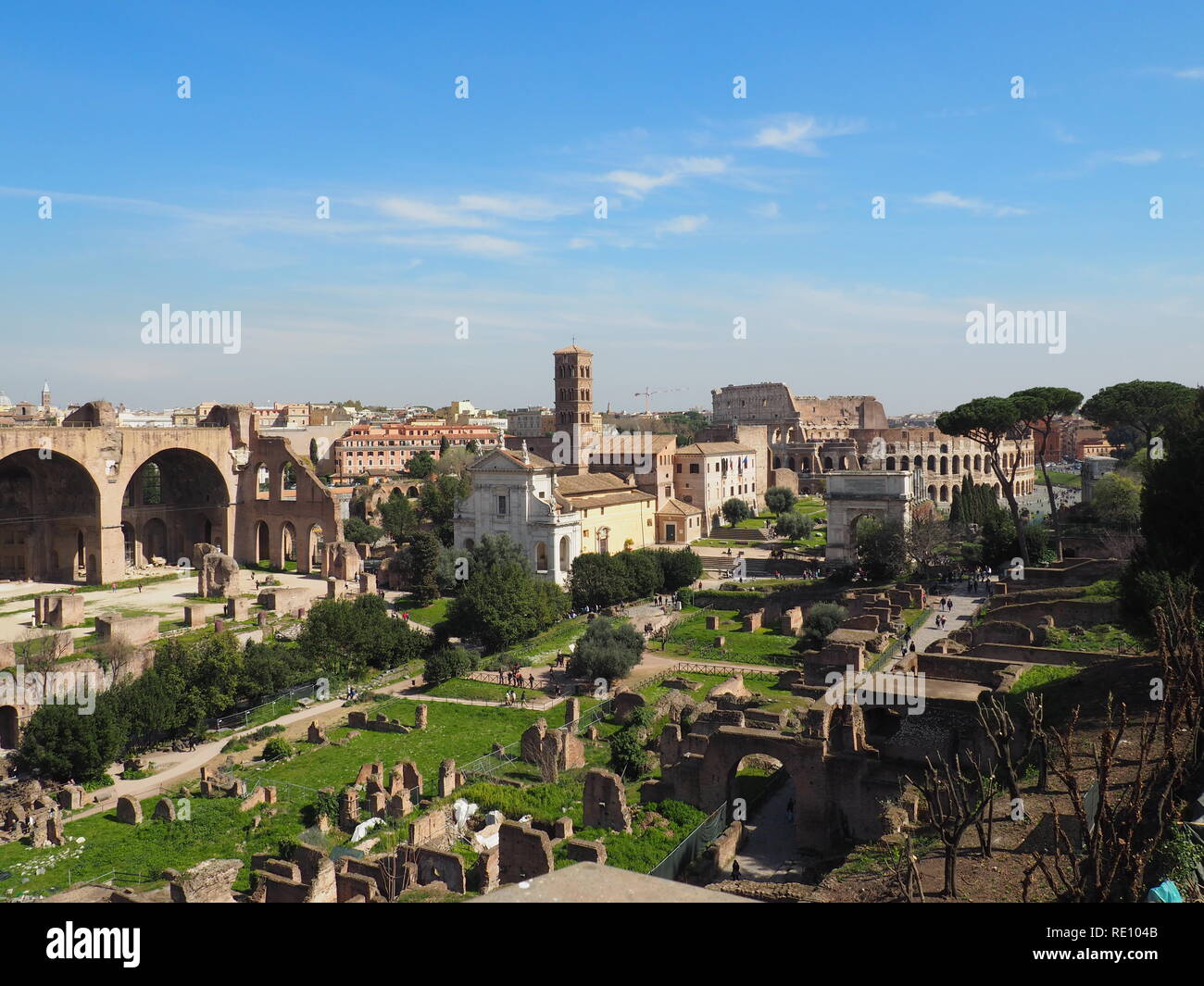 Forum romain Colisée avec en arrière-plan - Rome - Italie Banque D'Images