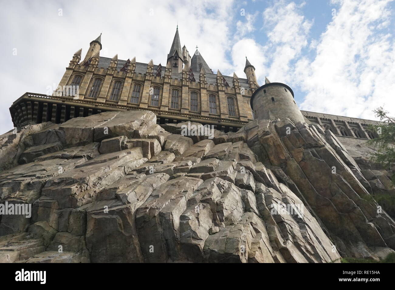 Le Chateau De Poudlard Dans L Universal Studios Japan Usj Le Majestueux Chateau Est Comme Une Scene De Film Photo Stock Alamy