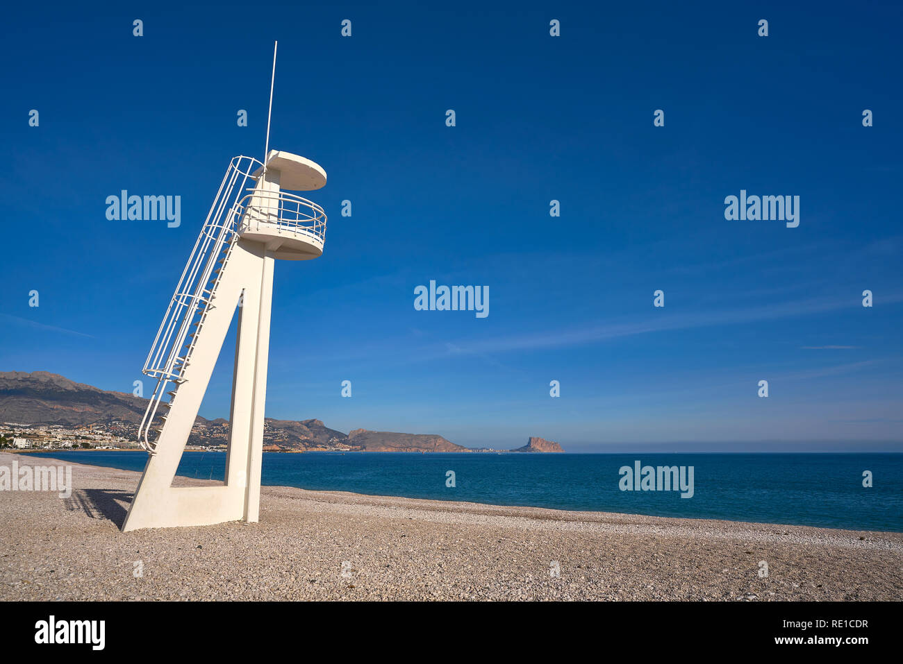 Plage d'Albir à Alfàs del Pi d'Alicante Espagne à Cota Blanca baywatch tower Banque D'Images
