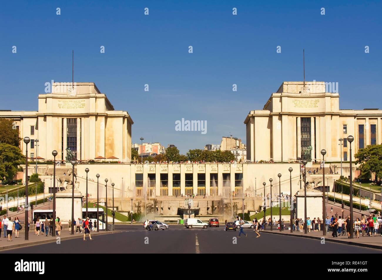 Palais de Chaillot et les Jardins du Trocadéro, Paris, France, Europe Banque D'Images