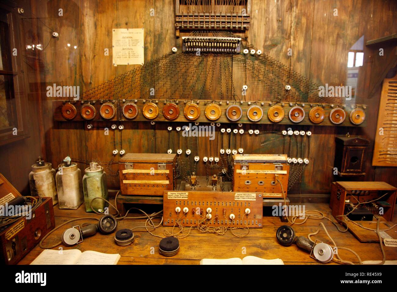 Standard téléphonique à partir de la Première Guerre mondiale, dans la forteresse Festung Festungsmuseum musée, la forteresse de Hohensalzburg, Salzbourg, Autriche Banque D'Images