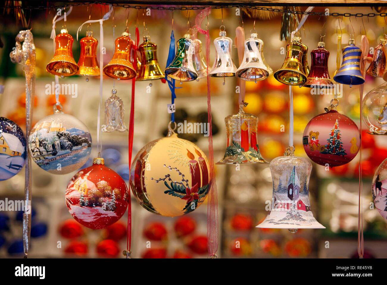 Arbre de Noël, marché de Noël à la cathédrale, vieille ville, Salzburg, Autriche, Europe Banque D'Images