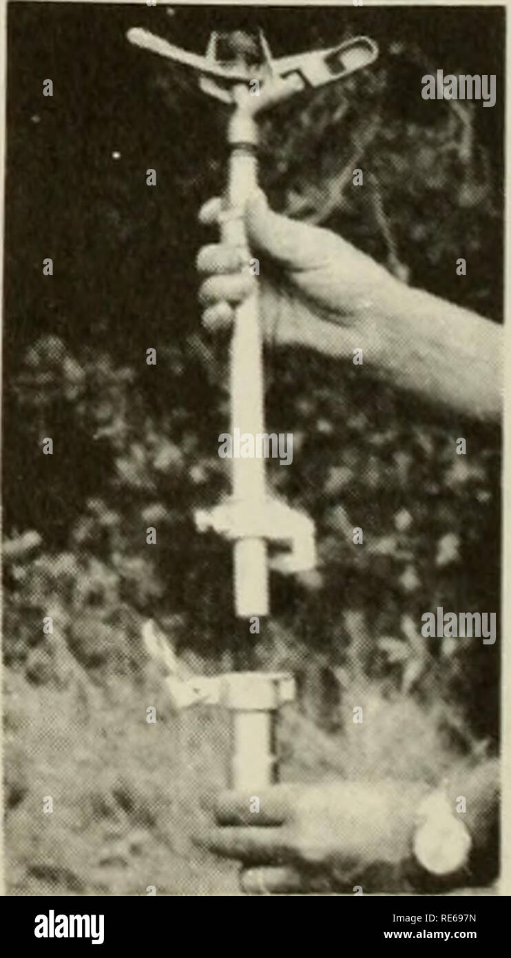 . Les canneberges ; : la canneberge national magazine. La canneberge. Par exemple : Auto-amorçante Gorman-Rupp pompes sprinkleur électrique rapide de montage éprouvé quelques Ingersoil-Rand la récolte de l'eau aluminium pompes pour insérer 4 "Tube Poly Contact : Larchmont hil Ingénierie Tropeano, Lexington, Mass. (862-2550) CaUCoUect ® Contact : BiU Stearns, Plymouth, Massachusetts 746-6048 746-2610. Veuillez noter que ces images sont extraites de la page numérisée des images qui peuvent avoir été retouchées numériquement pour plus de lisibilité - coloration et l'aspect de ces illustrations ne peut pas parfaitement ressembler à l'œuvre originale.. Por Banque D'Images