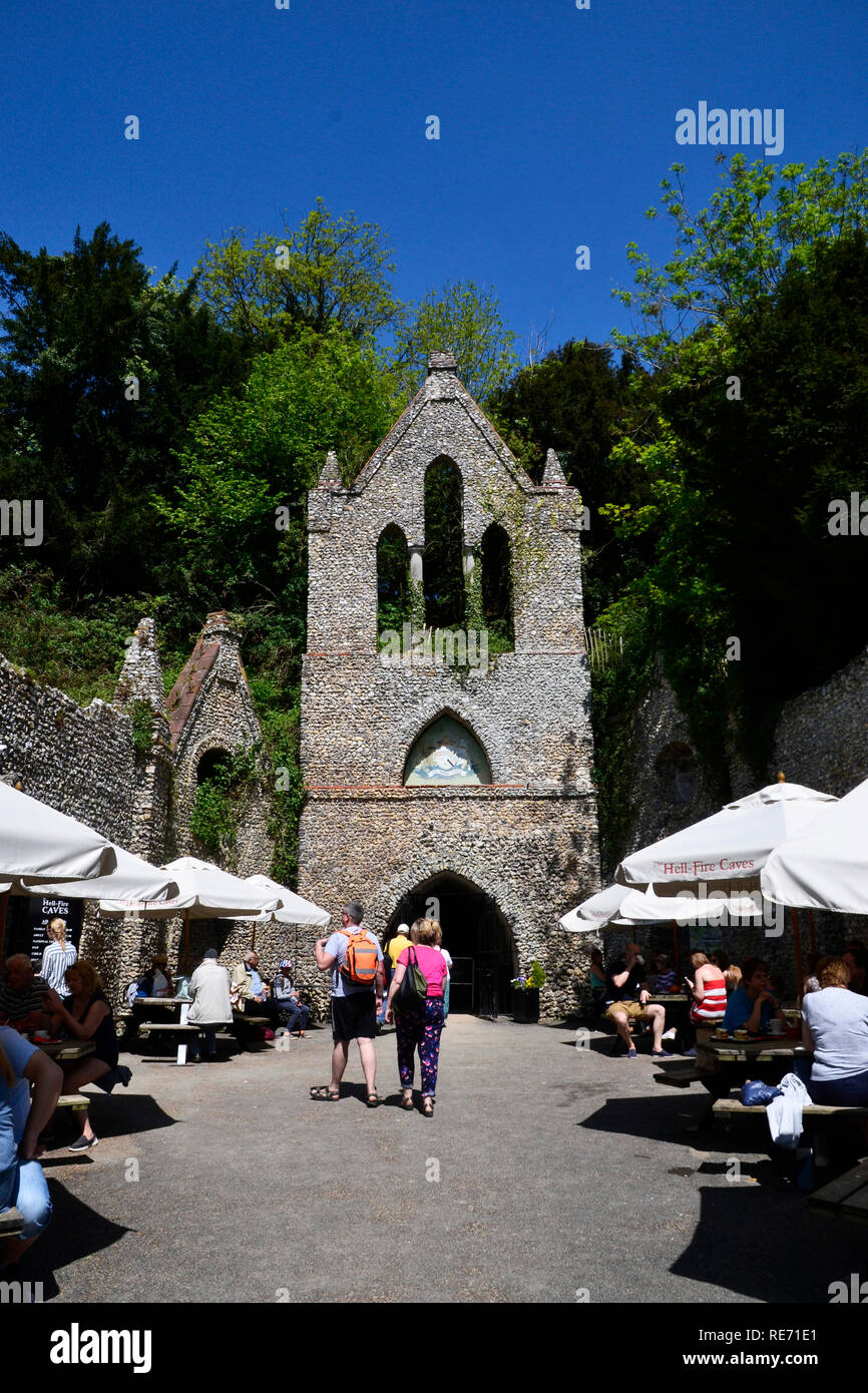 Entrée de l'enfer des grottes, West Wycombe, Buckinghamshire, Royaume-Uni. Chilterns. Paysage. Banque D'Images