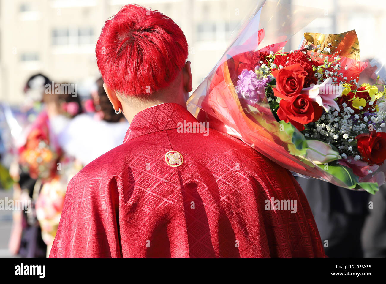 Les jeunes hommes en kimono traditionnel japonais pour l'arrivée de l'âge day celebration Banque D'Images