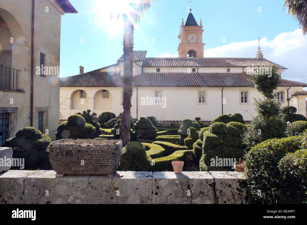 Serrone, Italie. 16 janvier, 2019. Trisulti monastère, un 13e siècle chartreuse loués par les Dignitas Humanae Institute (DHI). Steve Bannon, ancien stratège en chef de l'Atout, le président américain veut transformer le monastère en une académie. (Dpa 'populisme du monastère : Steve Bannons nouveau plan' à 21.01.2019) Crédit : Alvise Armellini/dpa/Alamy Live News Banque D'Images