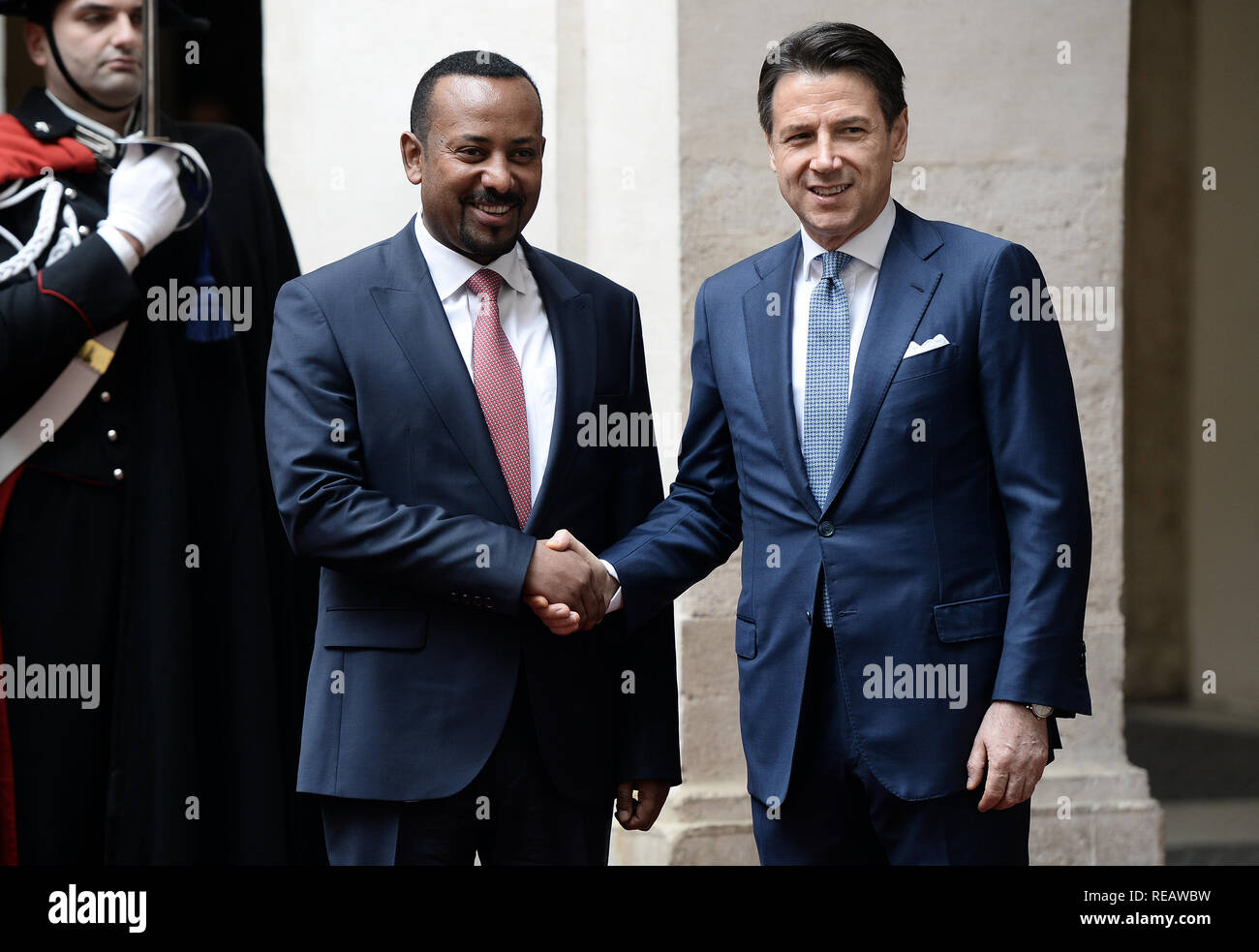 Rome, Italie. 21 janvier 2019. Le premier ministre Giuseppe Conte, rencontre le Premier Ministre de la République fédérale démocratique d'Ethiopie, Abiy Ahmed Ali Dans le pic Giuseppe Conte, Abiy Ahmed Ali Crédit : LaPresse/Alamy Live News Banque D'Images