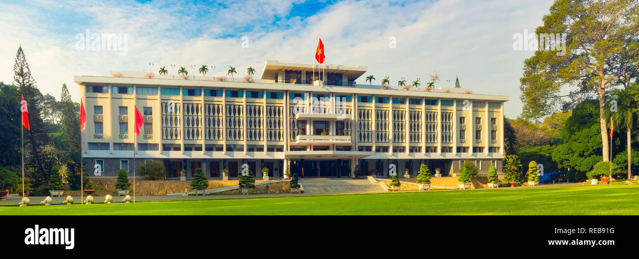 Palais de l'indépendance ou le Palais de la réunification à Ho Chi Minh City, Vietnam. Panorama Banque D'Images