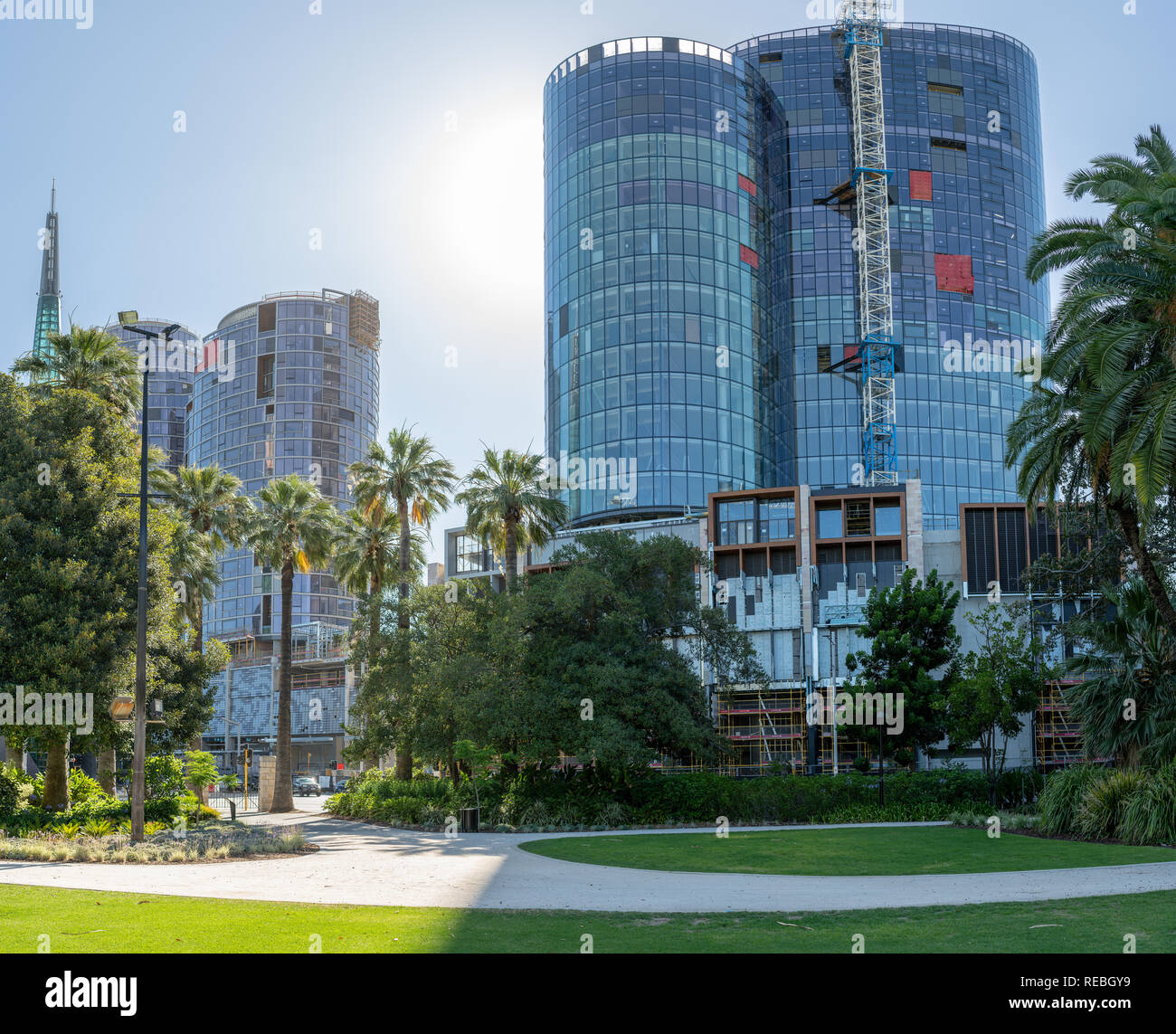 Elizabeth Street, Perth, Australie occidentale, Australie - janvier 13, 2019 . Le Ritz-Carlton vu de la Stirling Gardens . Banque D'Images