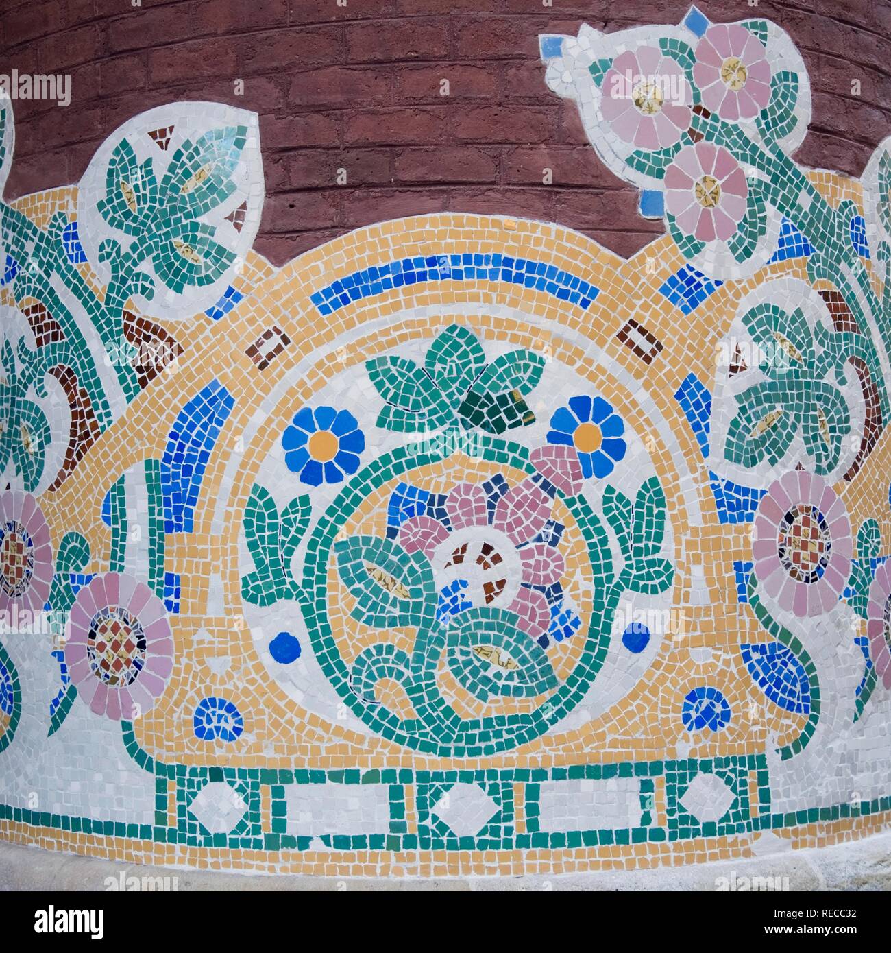 Mosaïques de la billeterie, Palau de la Musica Catalana, Palais de la musique catalane, l'architecte Luis Doménech y Montaner Banque D'Images