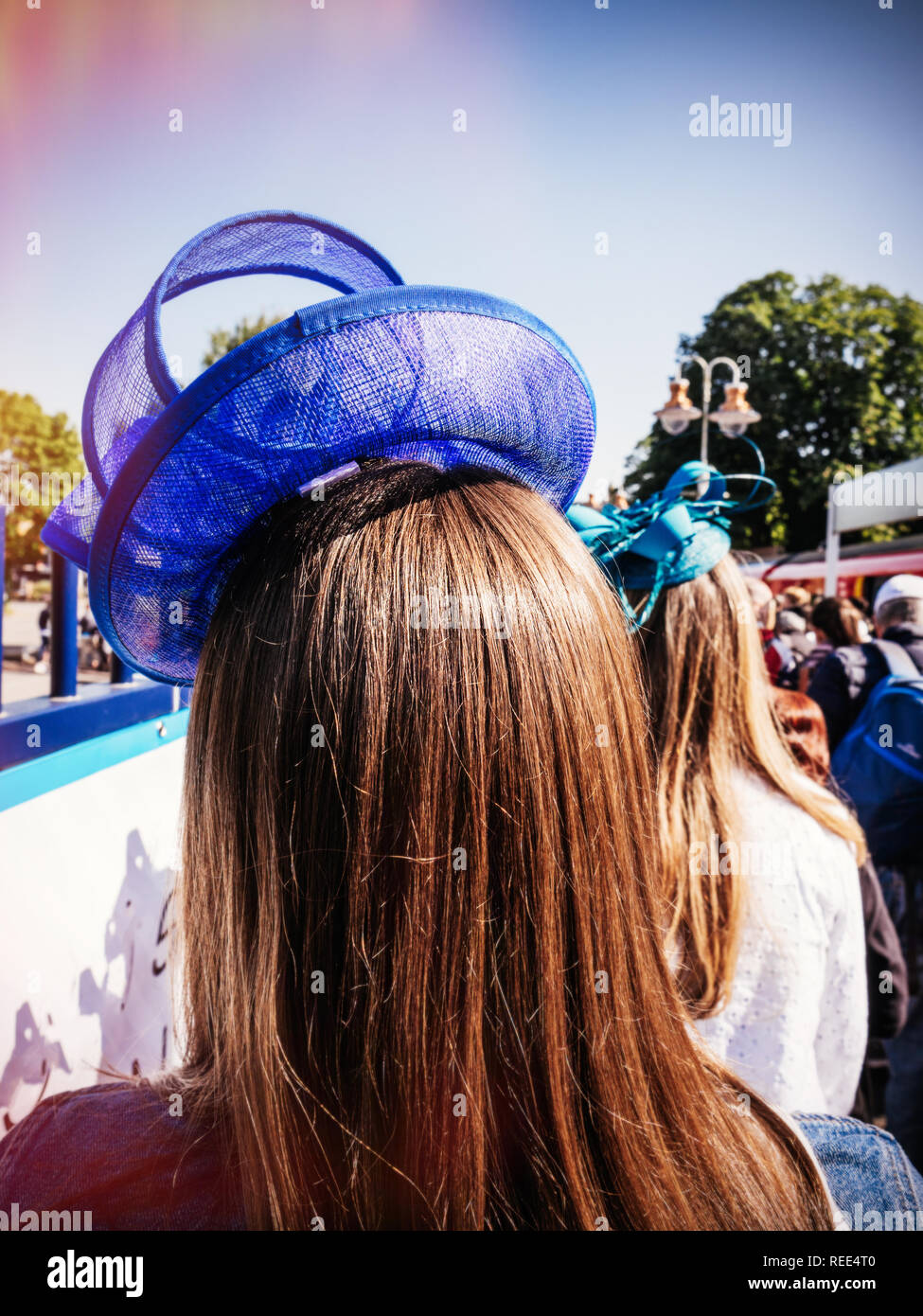 Filtre Vintage femme Chapeau élégant prêt pour la célébration de mariage  mariage royal Prince Harry, duc de Sussex et la duchesse de Sussex Meghan  Markle meilleure ambiance romantique Photo Stock - Alamy