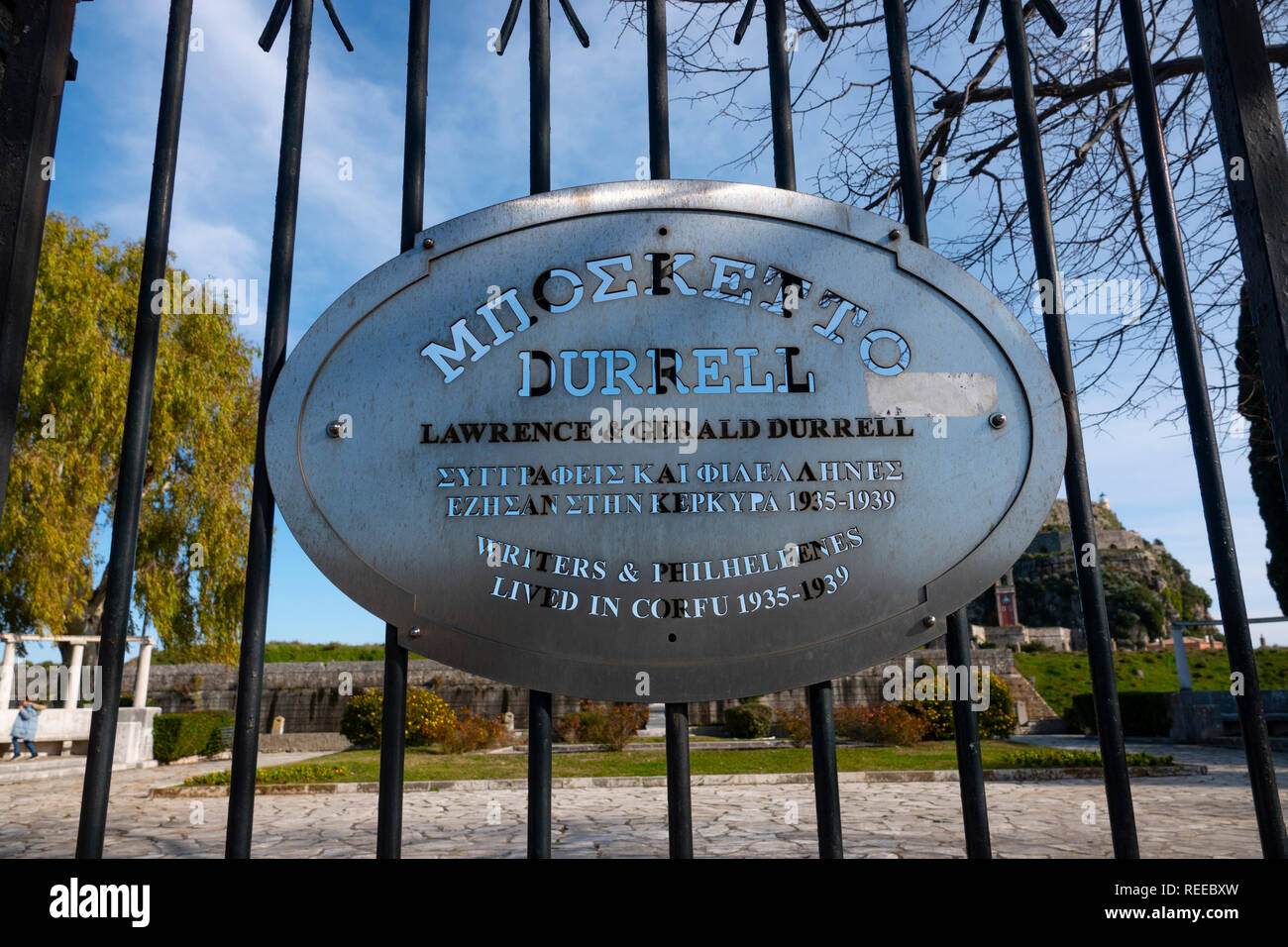 Vieille ville de Corfou Corfou Grèce un parc dédié à l'Durrells Durrells Lawrence memorial Banque D'Images