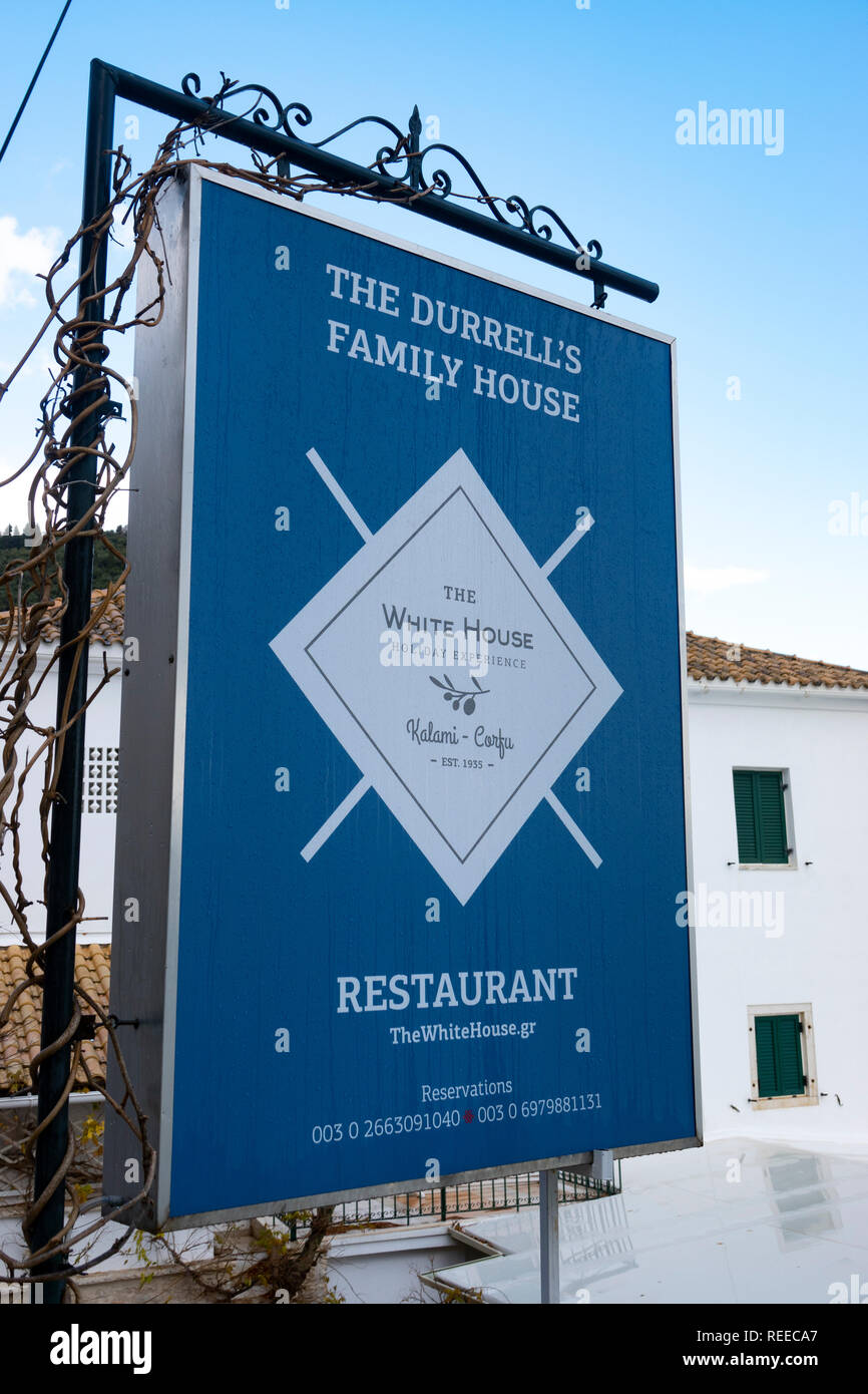 Europe Grèce CORFOU la famille Durrell Maison Blanche à Kalami Bay l'accueil d'origine de l'Durrells maintenant un restaurant et inn Banque D'Images