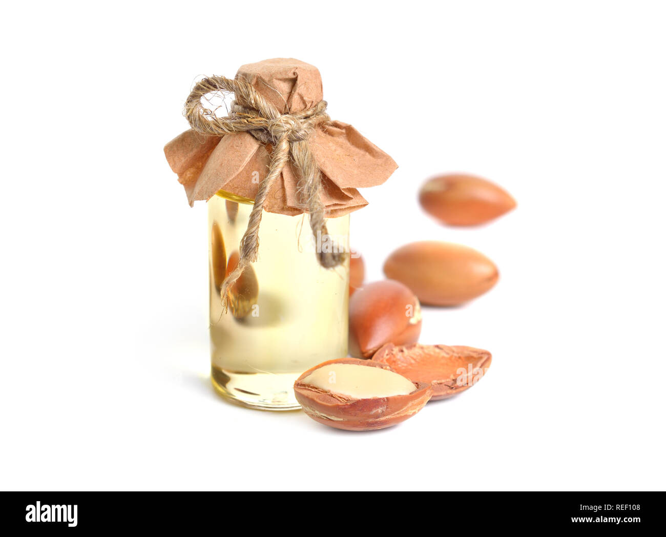 L'huile de graines d'argan. Isolé sur fond blanc. Banque D'Images