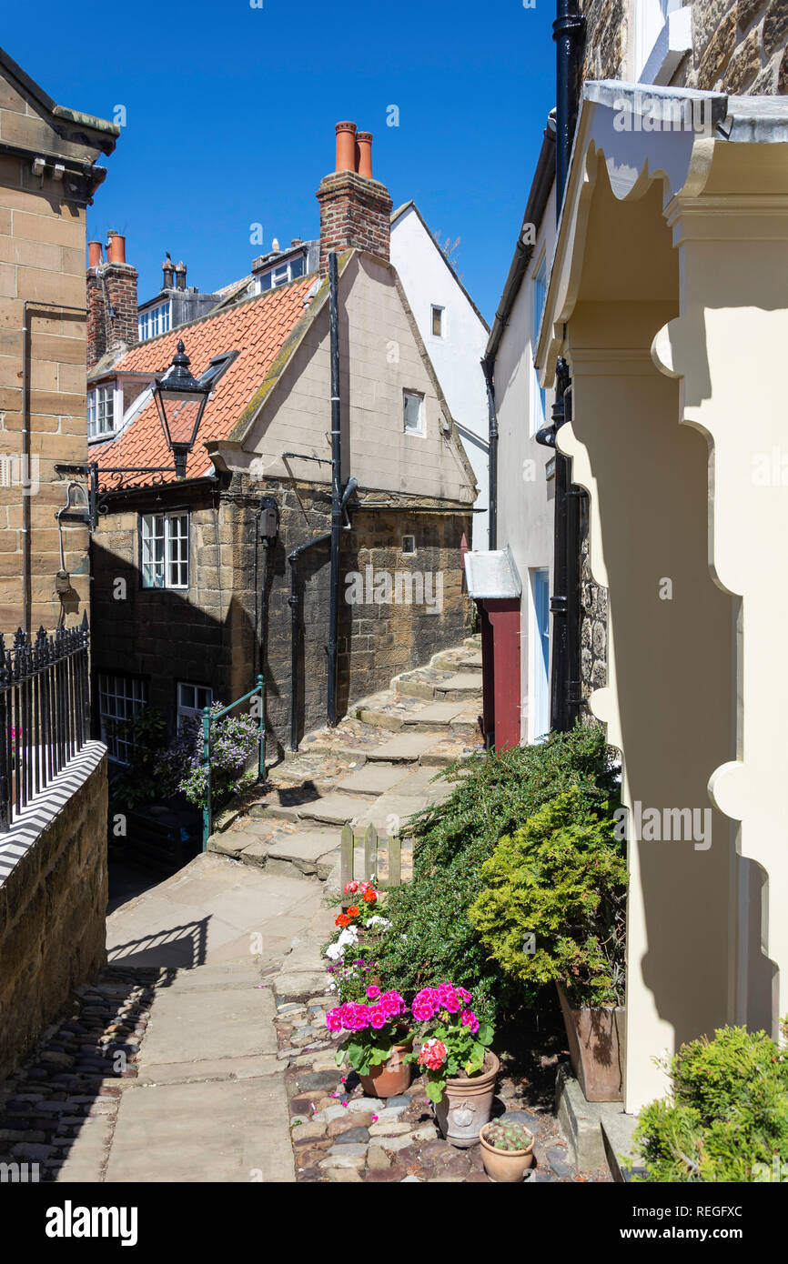 Ruelle de Robin Hood's Bay, North Yorkshire, England, United Kingdom Banque D'Images