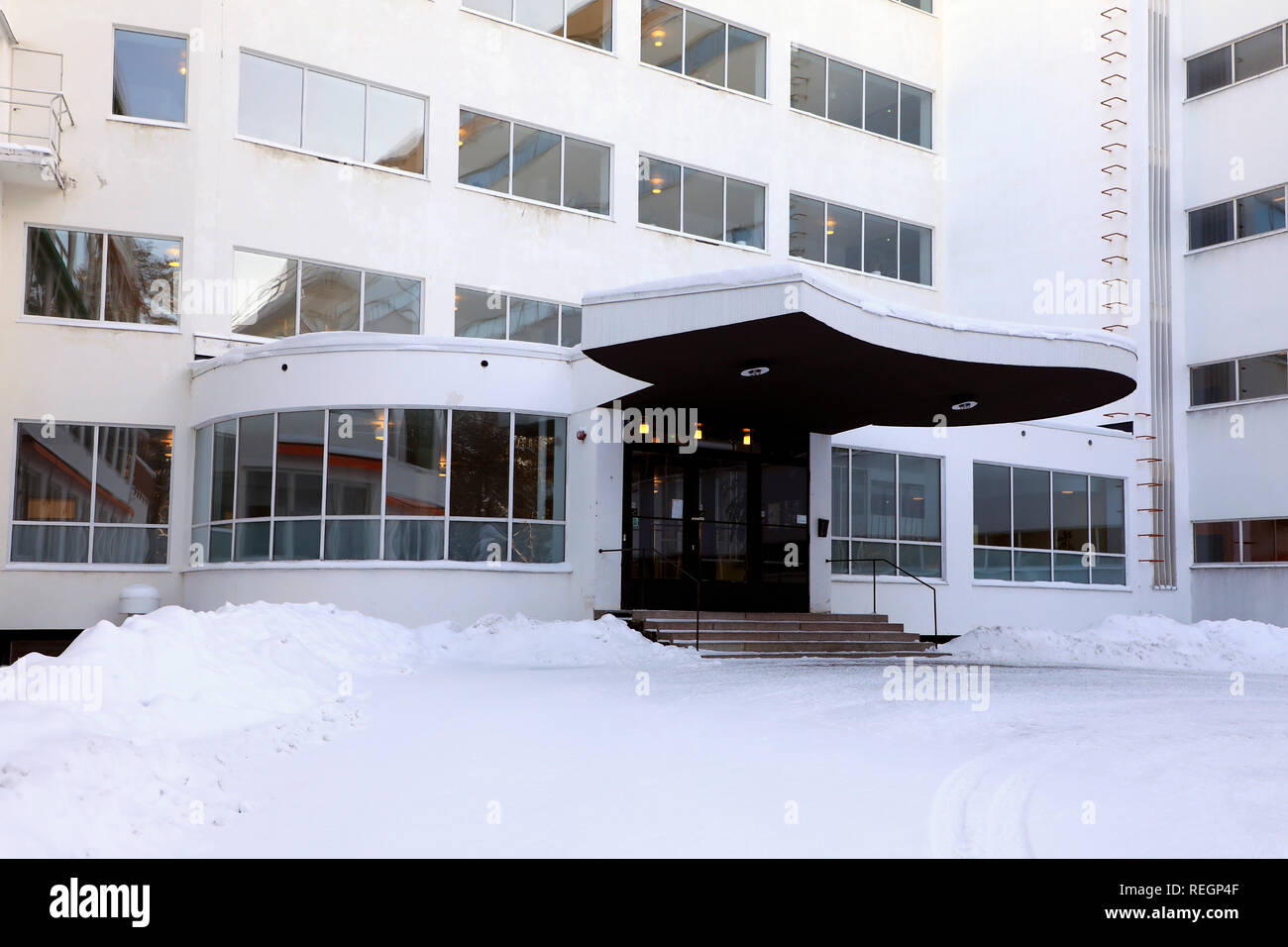 L'entrée de Sanatorium de Paimio, un ancien sanatorium pour tuberculeux conçu par l'architecte finlandais Alvar Aalto. 1933. Paimio, en Finlande. 20 janvier 2019 Banque D'Images