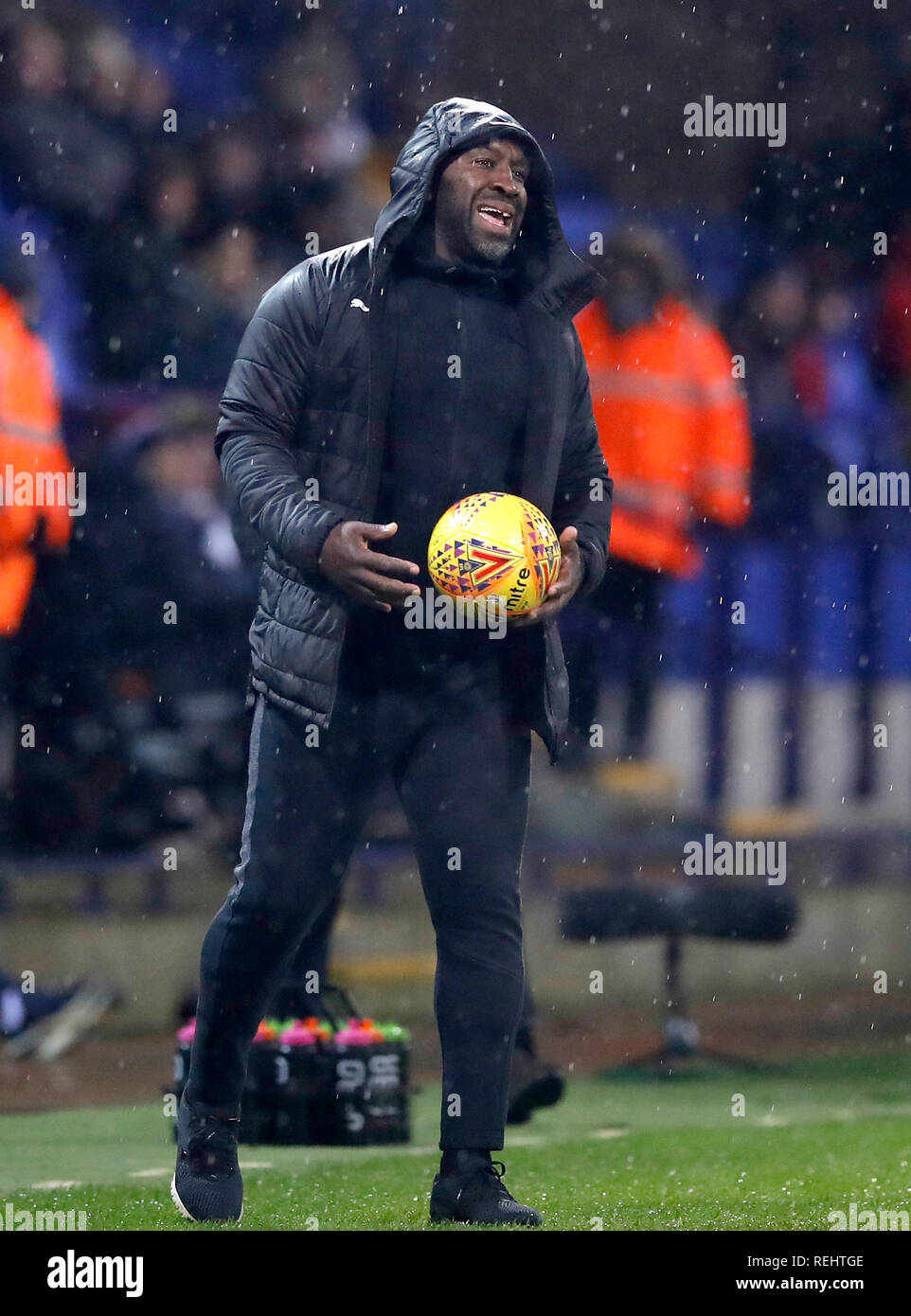 Gestionnaire de West Bromwich Albion Darren Moore au cours de la Sky Bet match de championnat à l'Université de Bolton Stadium. Banque D'Images