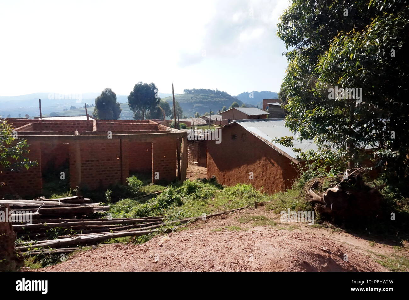 La construction d'une maison dans un village de l'Ouganda Banque D'Images