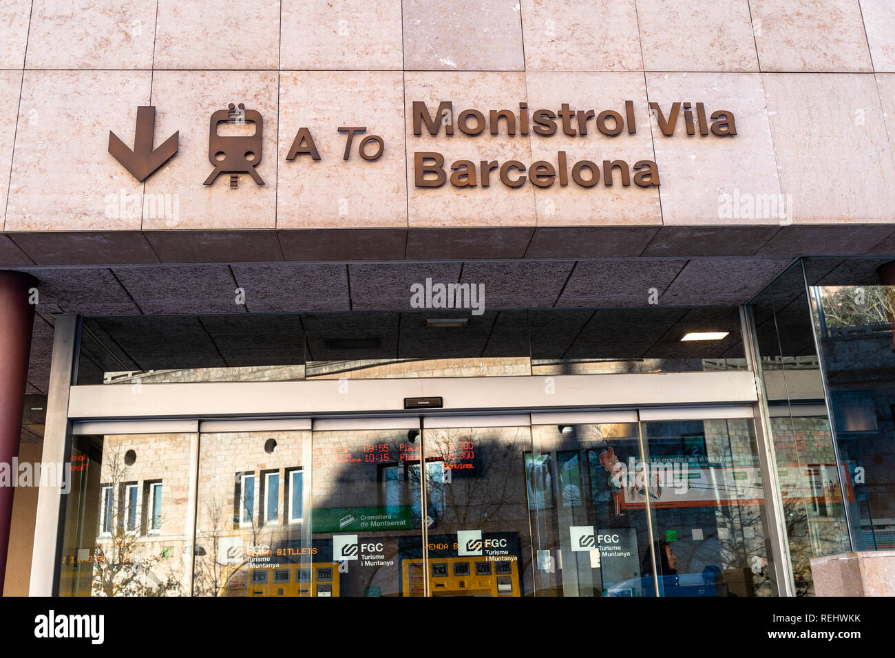 Entrée de la station de mise en rack de Montserrat pour aller à Monistrol Vila, Barcelone. Gare Banque D'Images