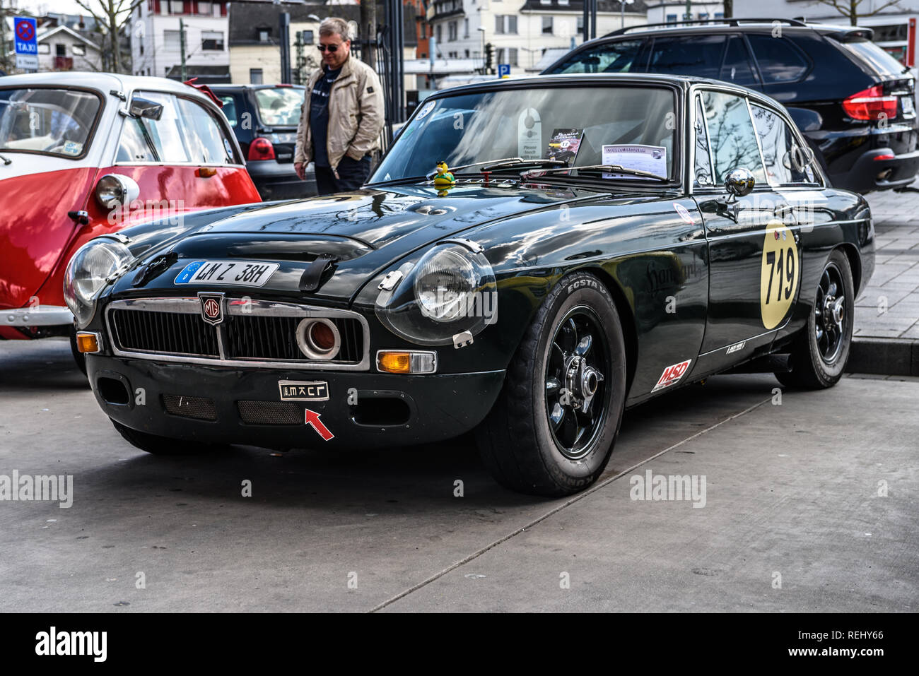 Allemagne, Luxembourg - APR 2017 : noir moteur MG MORRIS GARAGES à Limburg an der Lahn, Hesse, Allemagne. Banque D'Images