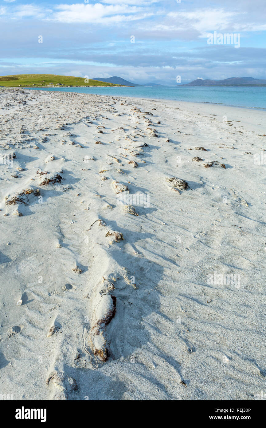 Plage de sable à Berneray auberge après une tempête à à Ensay et Harris, à l'Île de North Uist, îles Hébrides, Ecosse, Royaume-Uni Banque D'Images