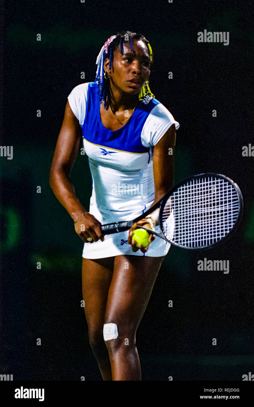 Venus Williams en compétition aux Championnats de Tennis de Lipton 1998 Banque D'Images