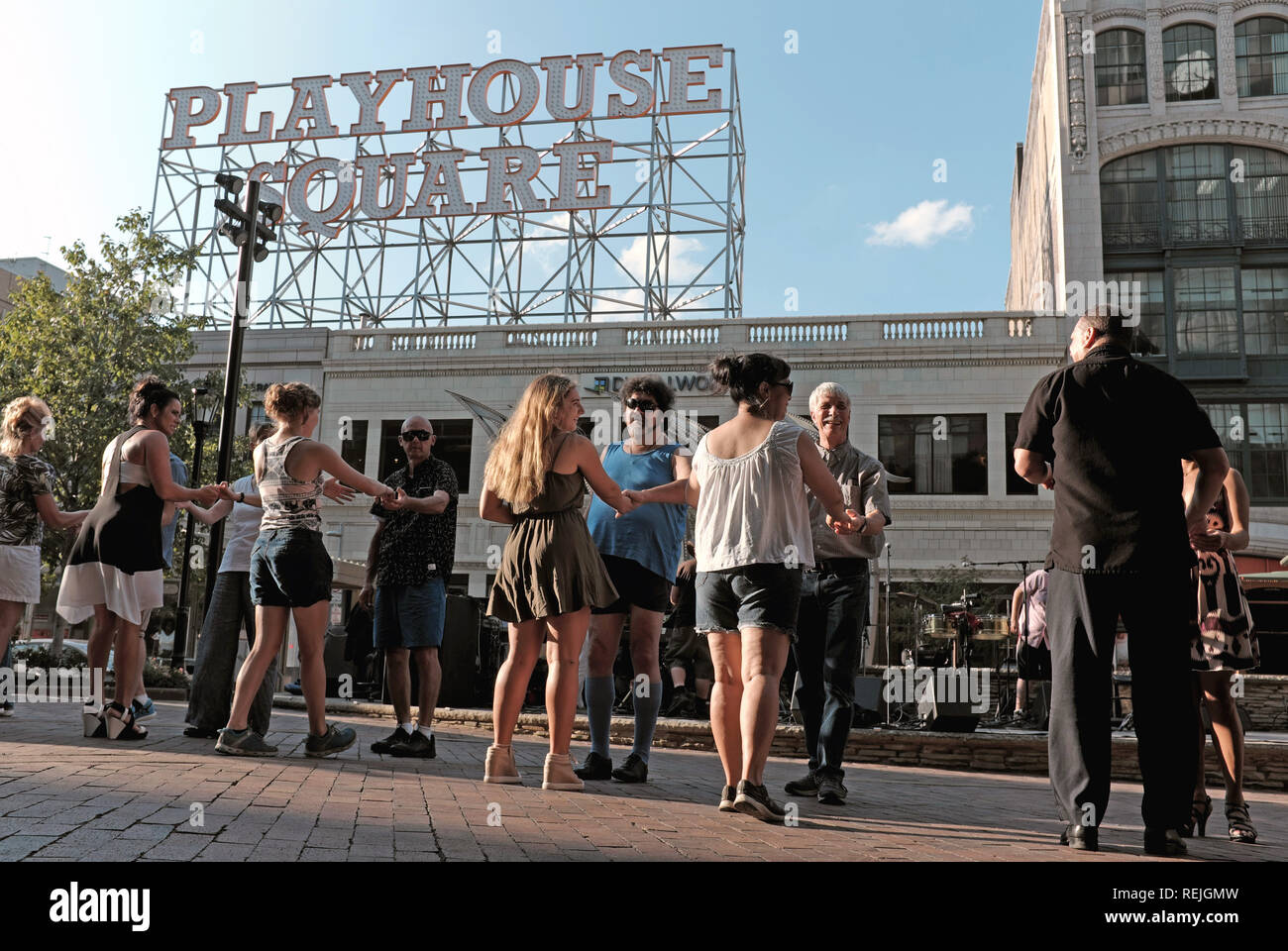 Playhouse square nous banque plaza dancing Banque de photographies et d