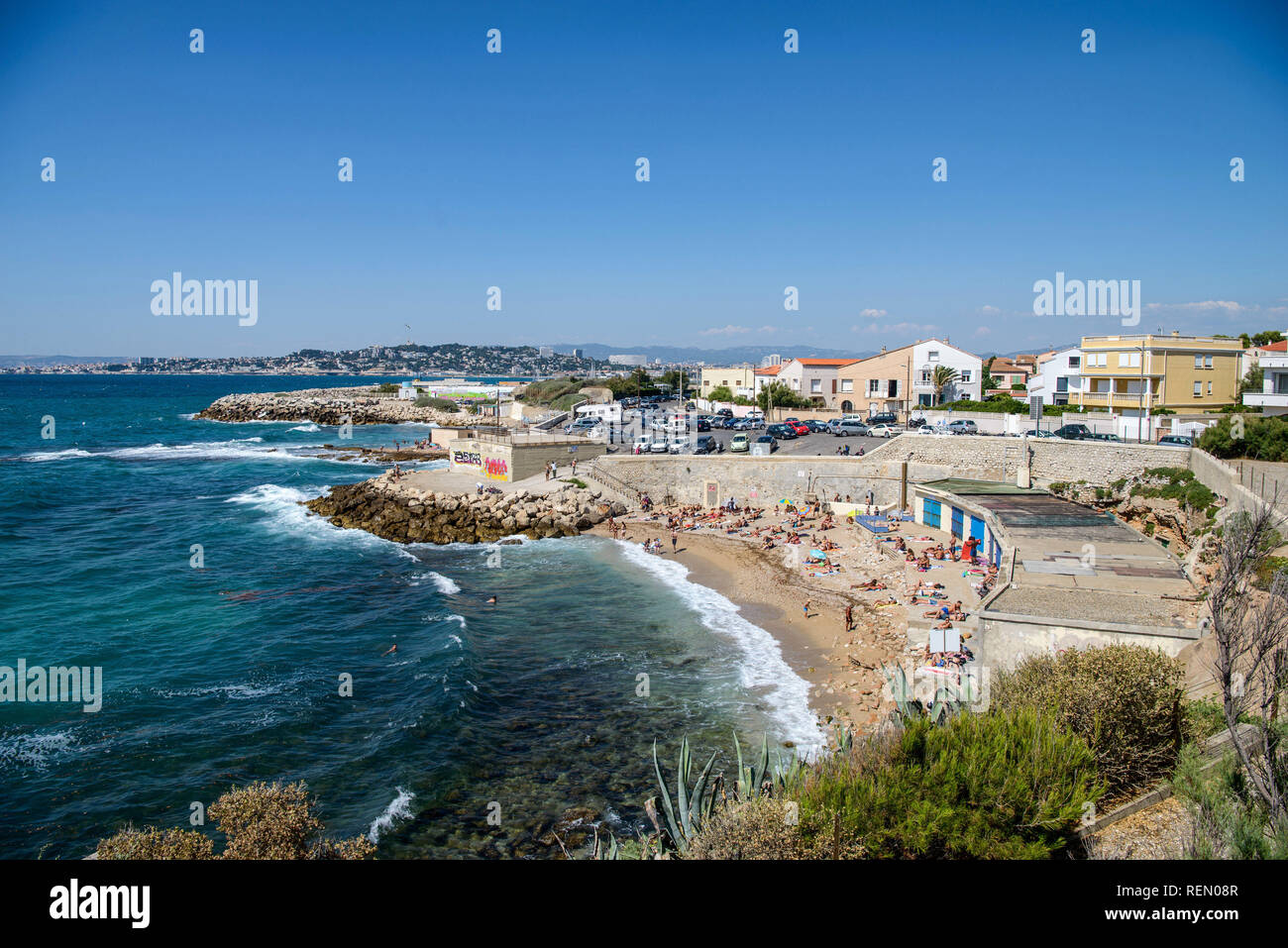 Plage pointe rouge marseille Banque de photographies et d’images à haute résolution Alamy