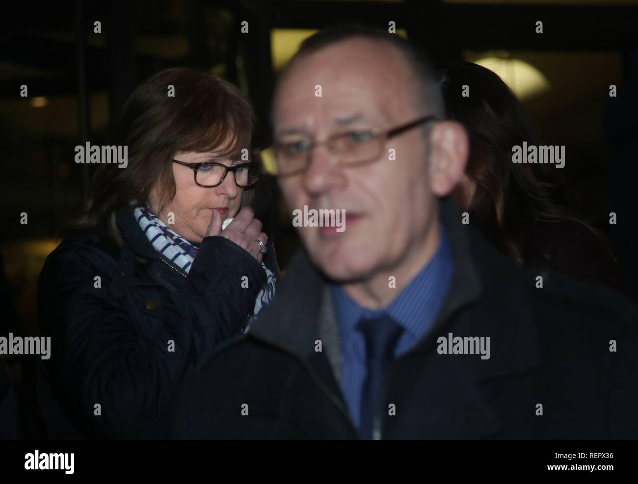 La Famille Brown La Mère La famille de Charlotte Brown, mère Roz Wickens et père Graham Brown, qui  est mort à la suite d'un accident de bateau sur la Tamise, à l'extérieur de  Portcullis House, Londres, après