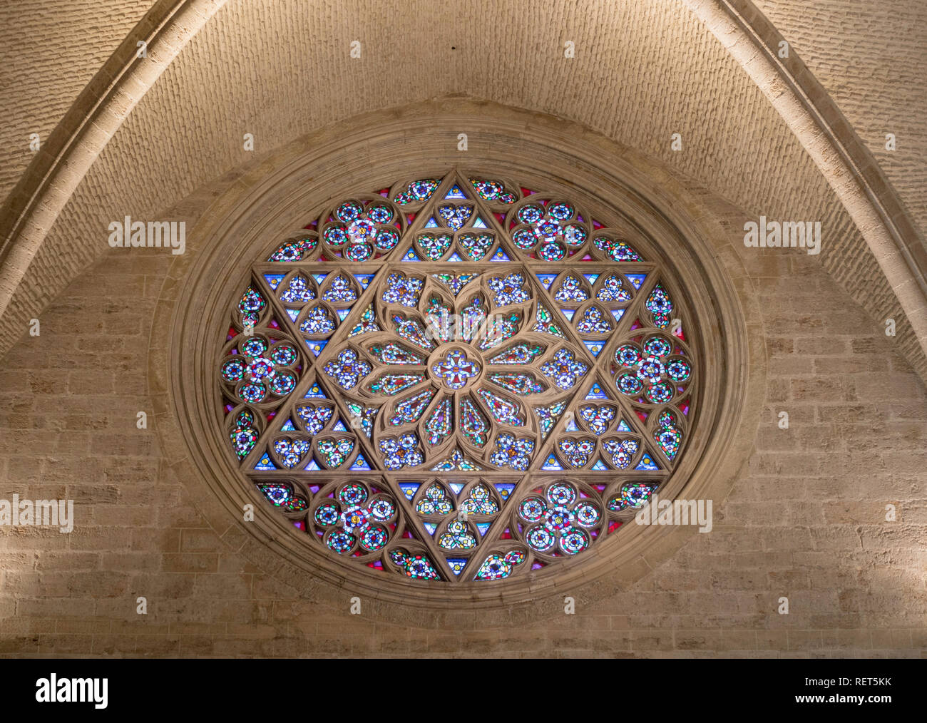 Rosace de vitraux dans la cathédrale de Valence, Espagne, Europe Banque D'Images