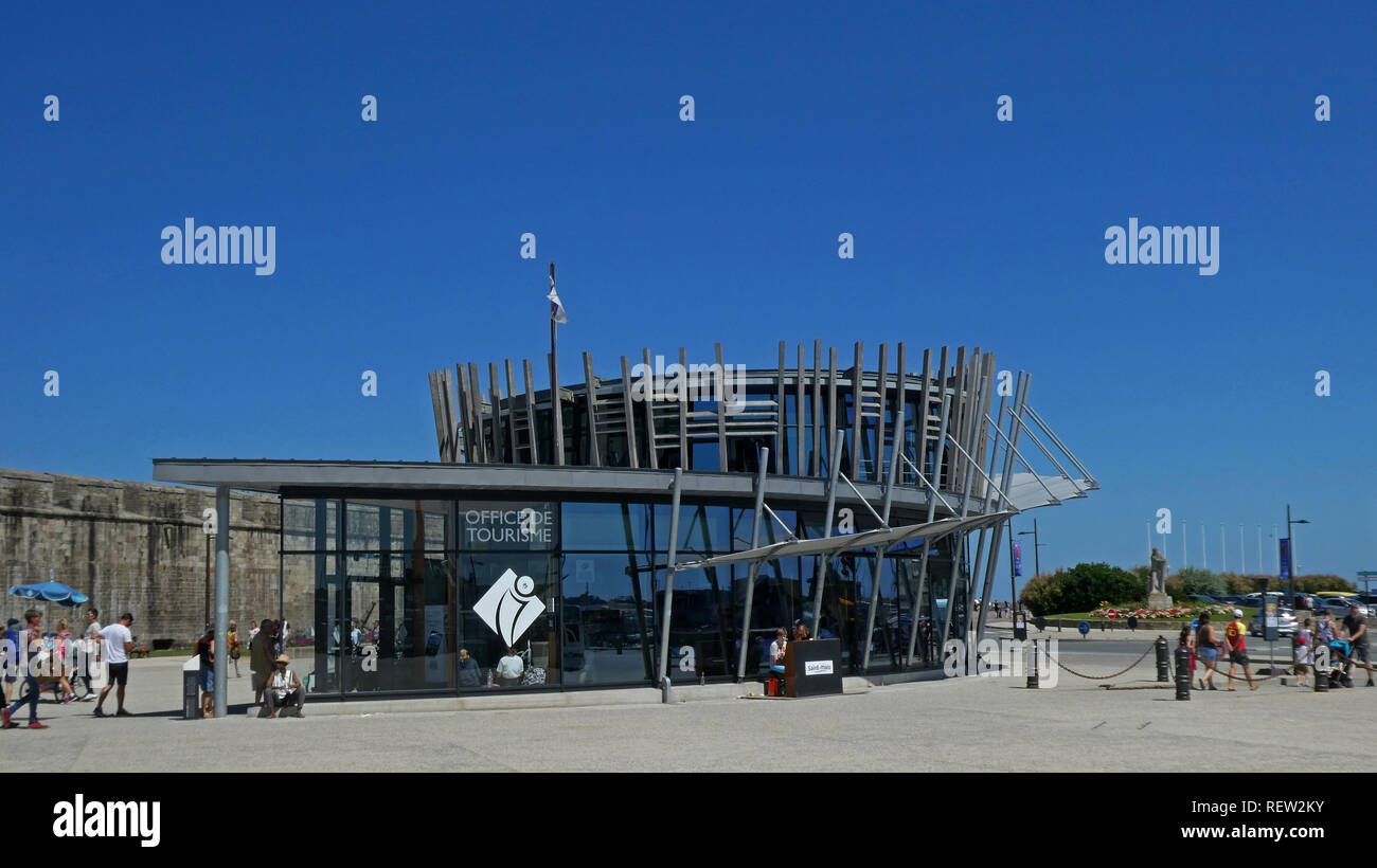Office de Tourisme de Saint-Malo, Bretagne, Bretagne, Ille-et-Vilaine,  France, Europe Photo Stock - Alamy