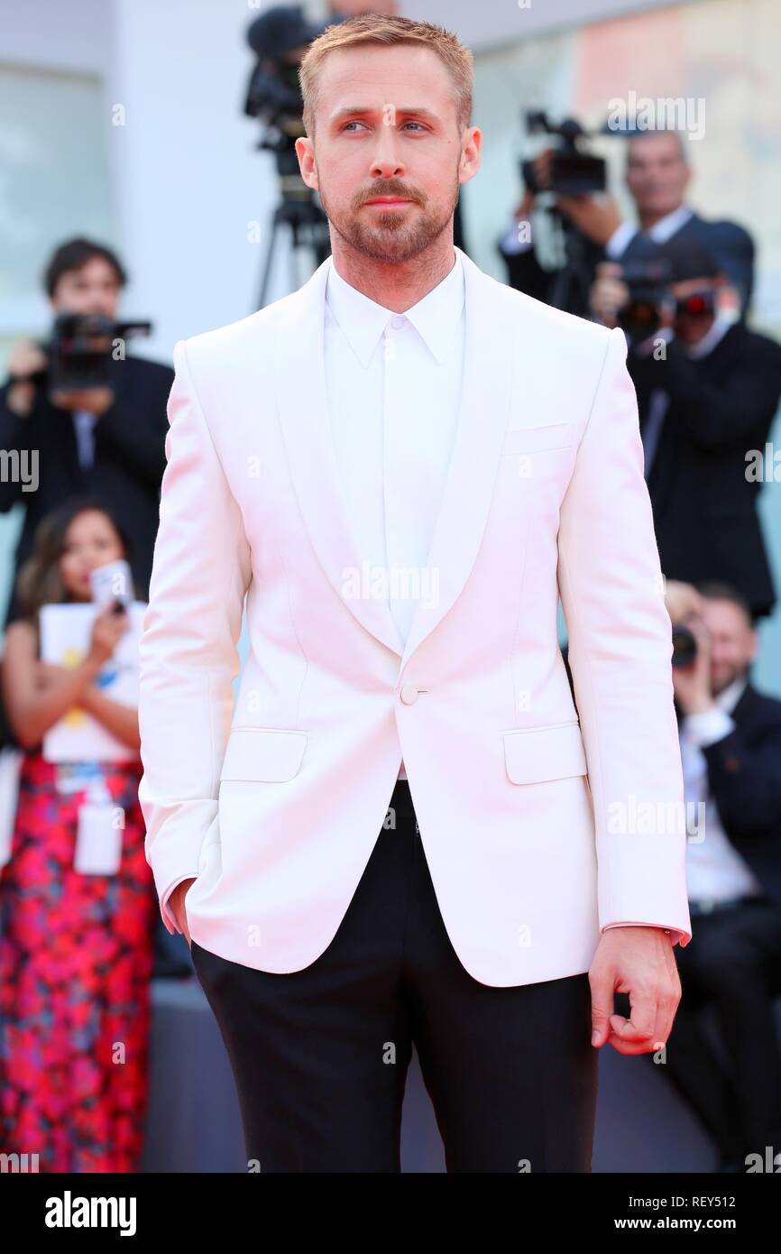 Venise, Italie - 29 août, 2018 : Ryan Gosling, marche le tapis rouge de l'avant du "premier homme" au Festival du Film de Venise (Ph : Mickael Chavet) Banque D'Images