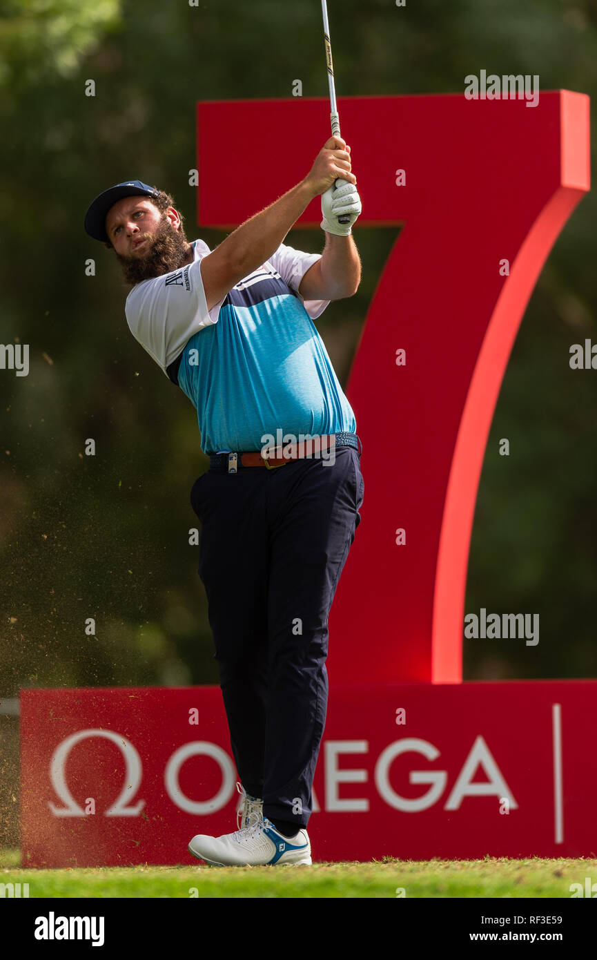 Dubaï, Émirats arabes unis. 24 Jan 2019. Andrew Johnston d'Angleterre tees off à la septième trou dans la ronde 1 au cours de l'Omega Dubai Desert Classic 2019 au Club de Golf des Emirats, DUBAÏ, ÉMIRATS ARABES UNIS Le 24 janvier 2019. Photo de Grant l'hiver. Credit : UK Sports Photos Ltd/Alamy Live News Banque D'Images
