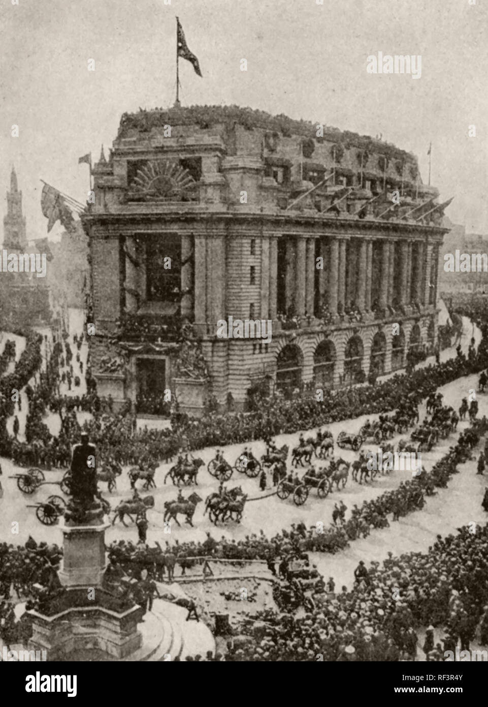 Les troupes de l'Anzac (Dominion) défilant passé Australie House, à Londres le 3 mai 1919 Banque D'Images
