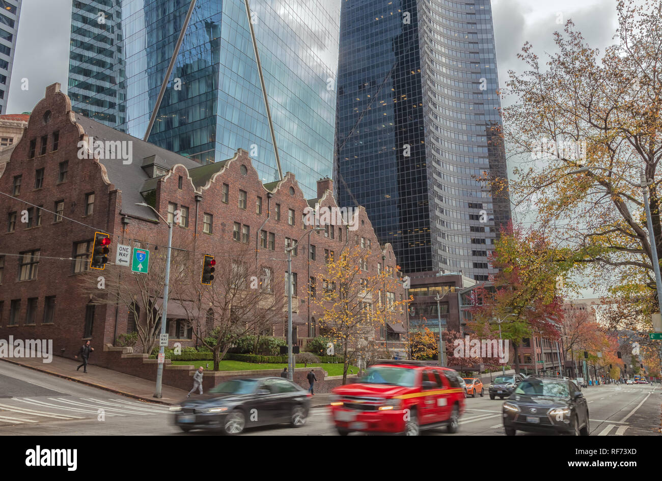 Le centre-ville de Seattle dans l'hiver, avec l'architecture de la haute ville et Club Rainier se lève, Washington, United States. Banque D'Images