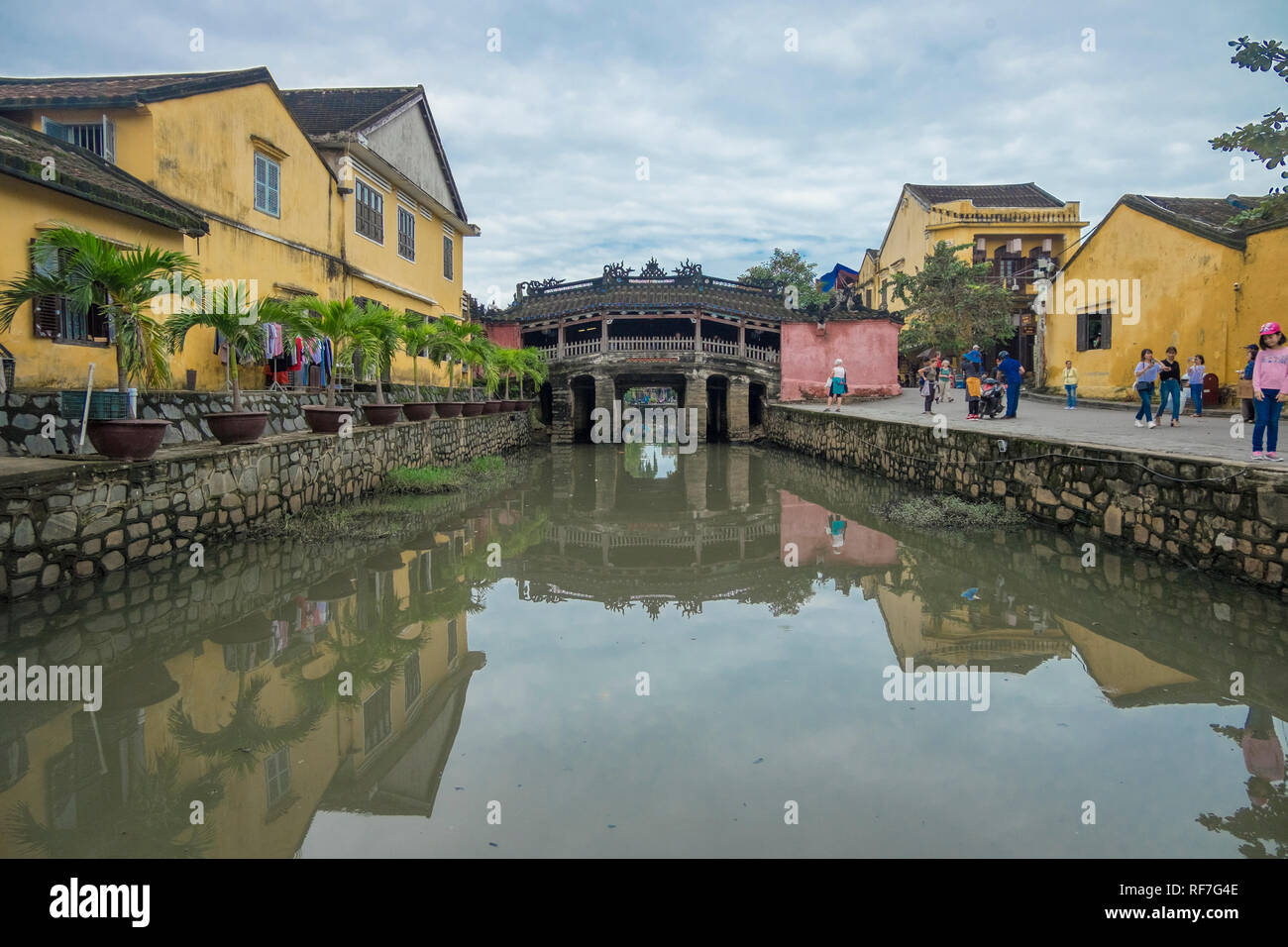 Vieux pont en bois couvert japonais à Hoi An, au Vietnam. Banque D'Images