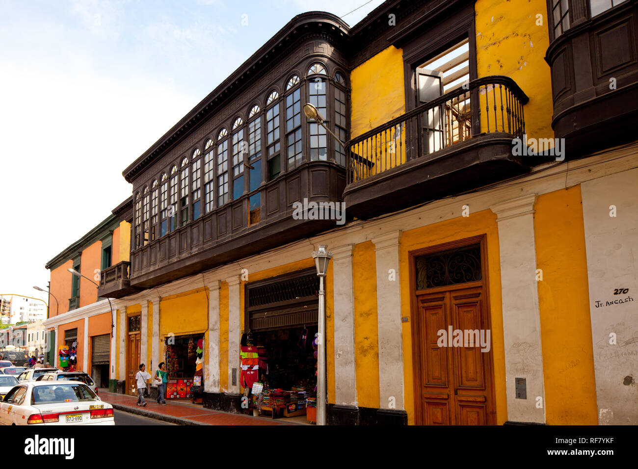Balcons dans Lima considéré comme héritage de l'humanty protégée par l'Unesco Banque D'Images