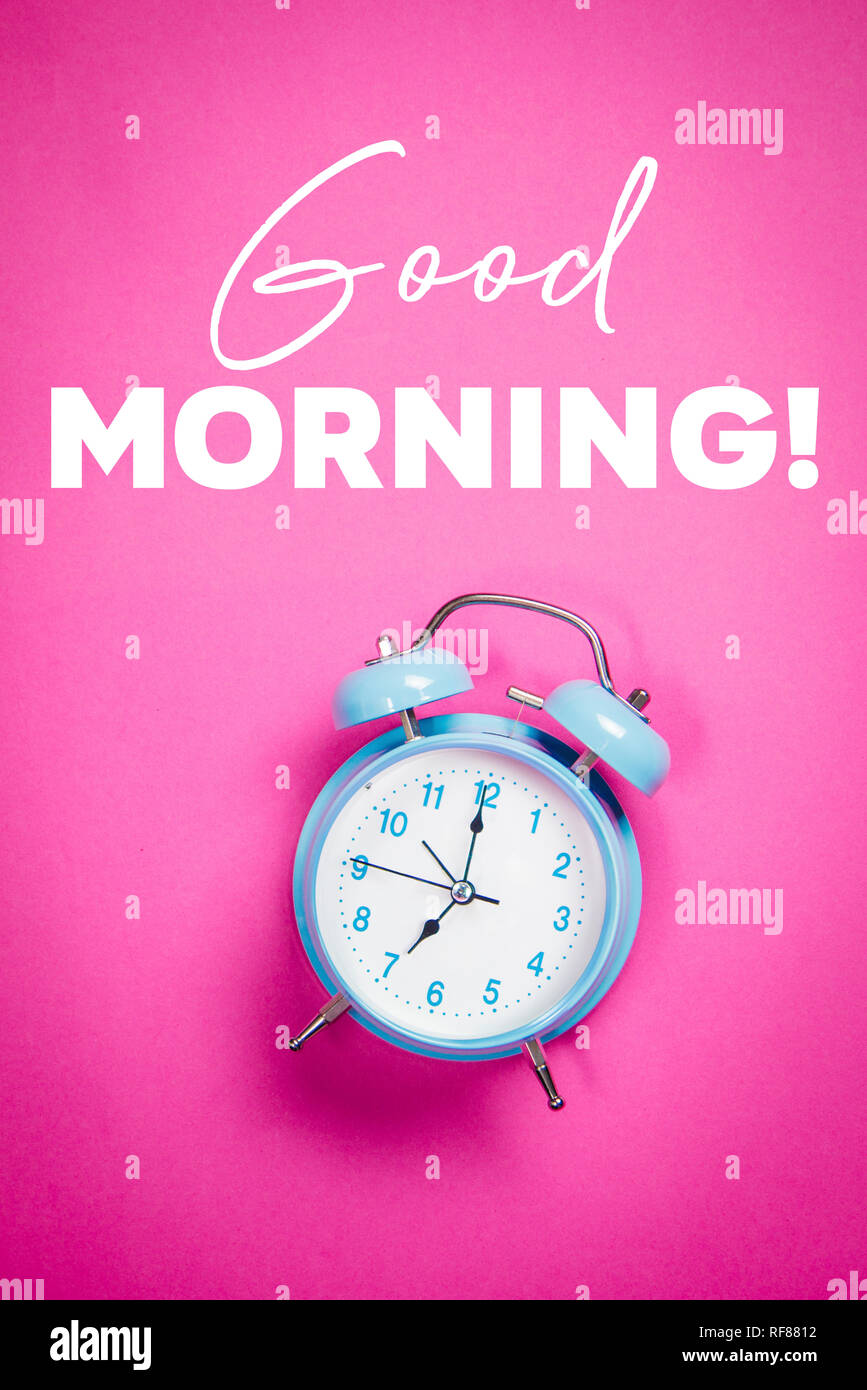 Beau Reveil Bleu Pastel Sur Fond Rose Avec Citation Bon Matin Photo Stock Alamy Beau Reveil Bleu Pastel Sur Fond Rose Avec Citation Bon Matin Photo Stock Alamy