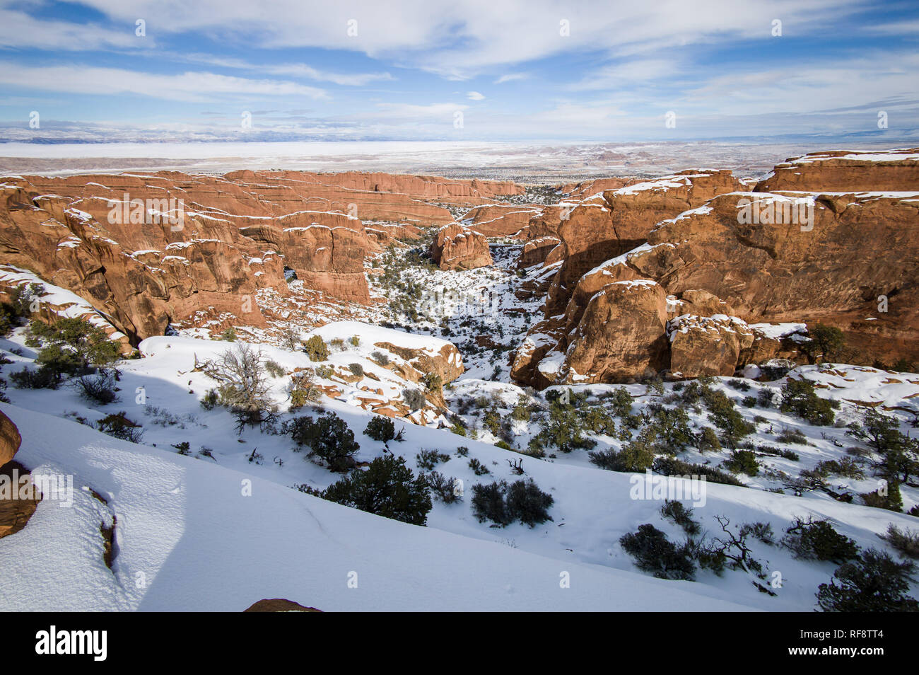 L'hiver est le moment idéal pour visiter Arches National Park dans l'Utah, où le parc est moins bondé et il y a une chance de neige recouvrent le paysage Banque D'Images