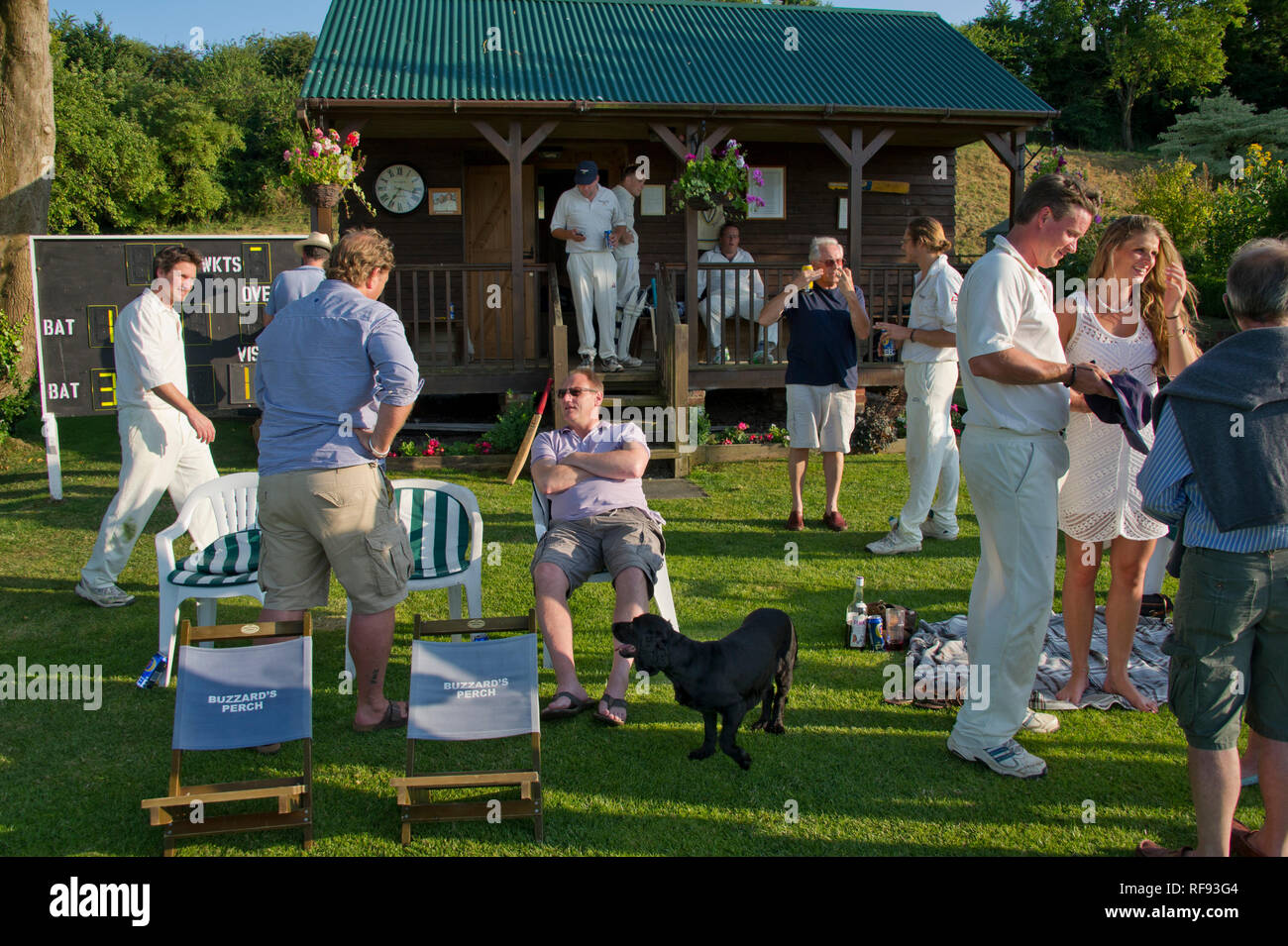 Maison Bowerswaine Gussage, Tous les Saints, Dorset, qui comprend son propre terrain de cricket en pleine dimension Banque D'Images