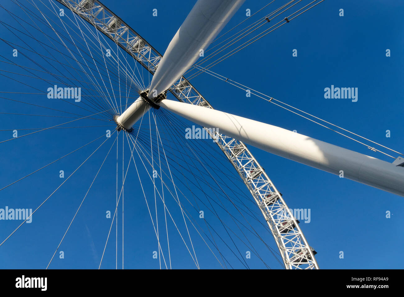 La grande roue London Eye, London, Royaume-Uni. Banque D'Images