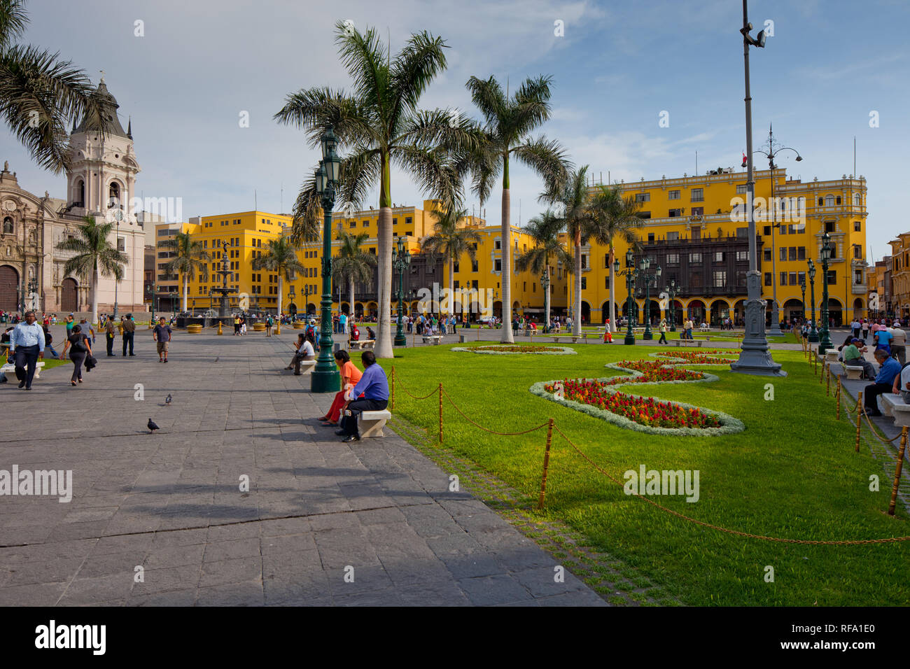La plaza de Armas et les édifices à Lima, Pérou Banque D'Images
