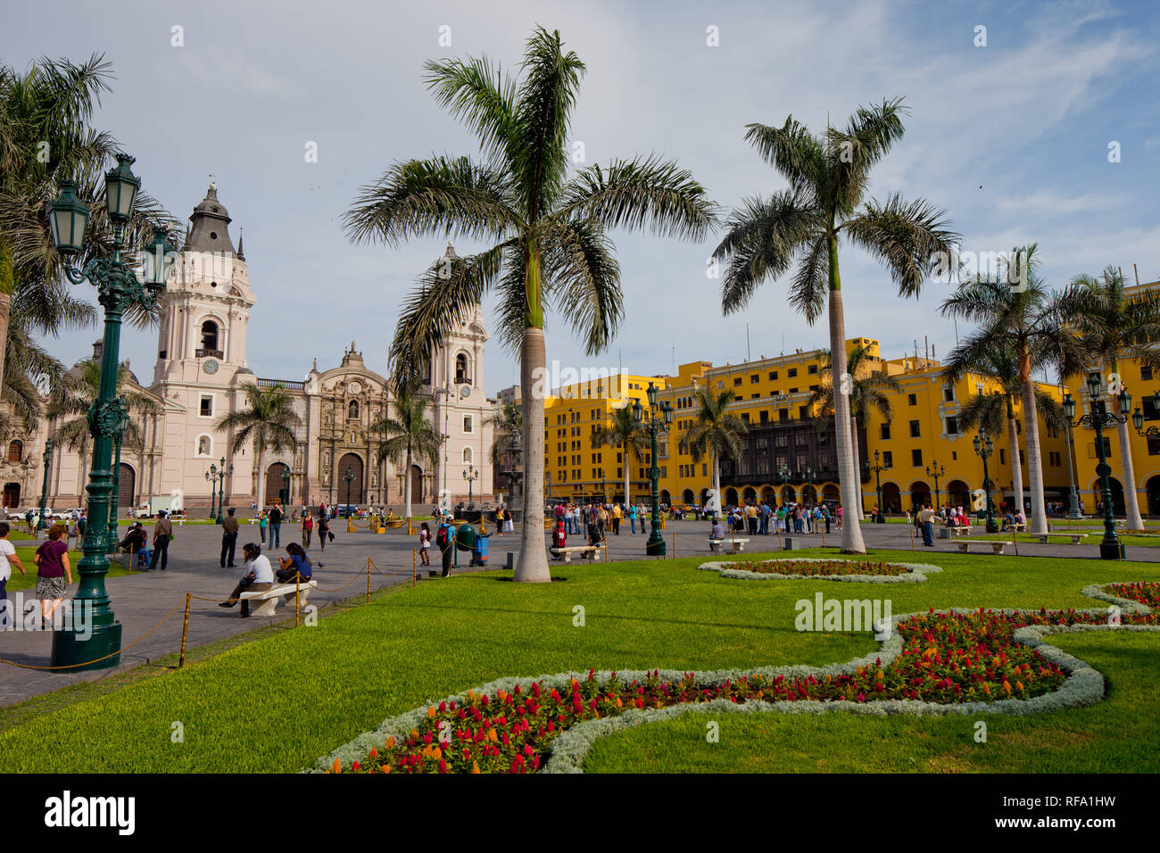 La plaza de Armas et les édifices à Lima, Pérou Banque D'Images