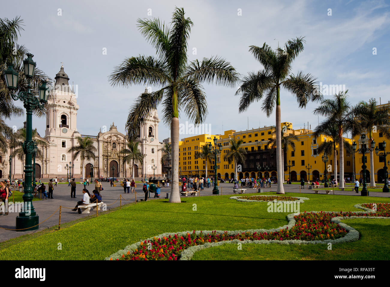 La plaza de Armas et les édifices à Lima, Pérou Banque D'Images